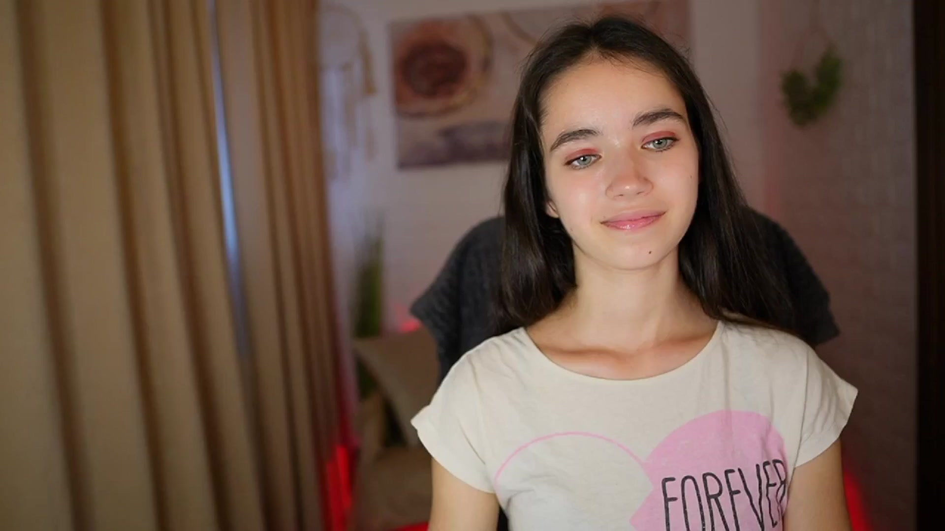 Gallery image thumbnail from Gia_Paige18's myfreecams stream on, 08/03/2024, 13:02 image 11 of 20