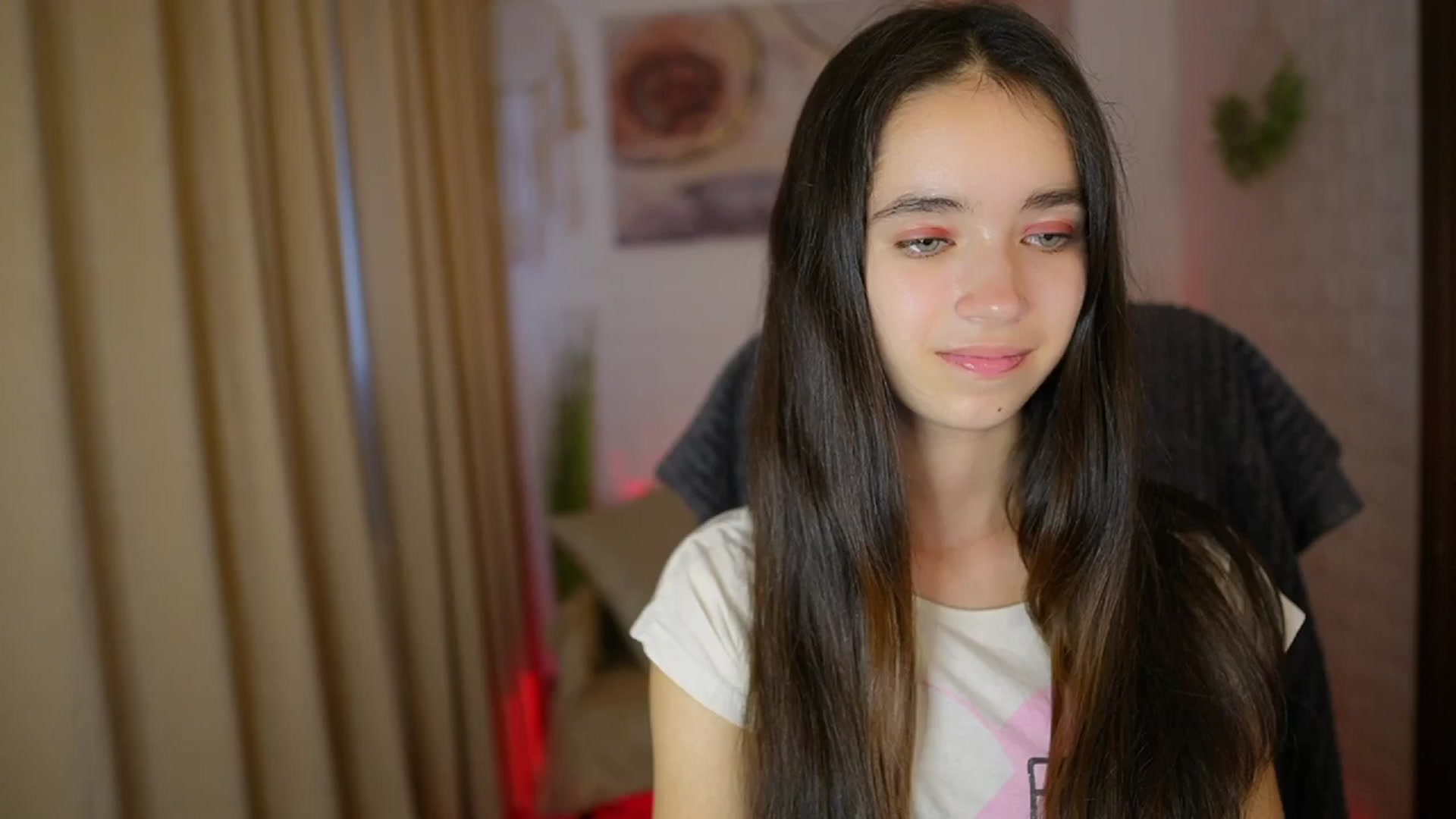 Gallery image thumbnail from Gia_Paige18's myfreecams stream on, 08/03/2024, 17:34 image 18 of 20