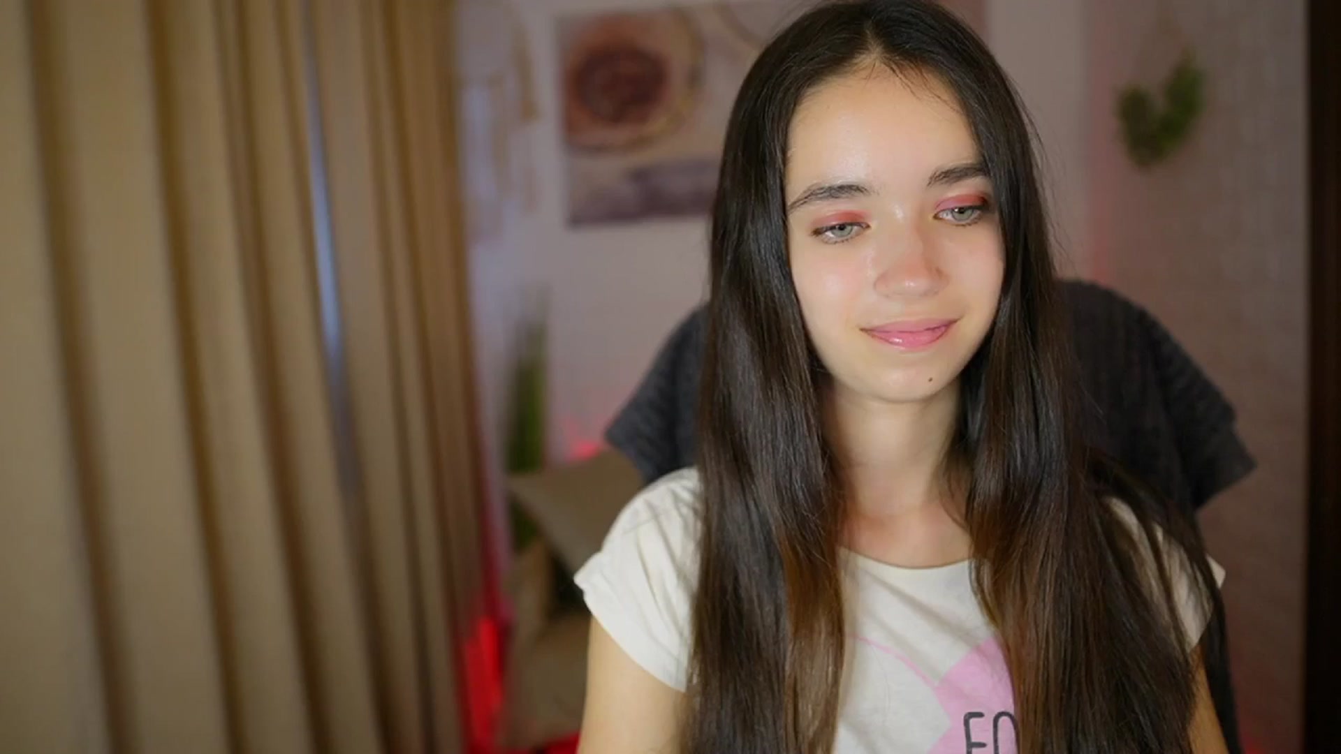 Gallery image thumbnail from Gia_Paige18's myfreecams stream on, 08/03/2024, 17:34 image 19 of 20