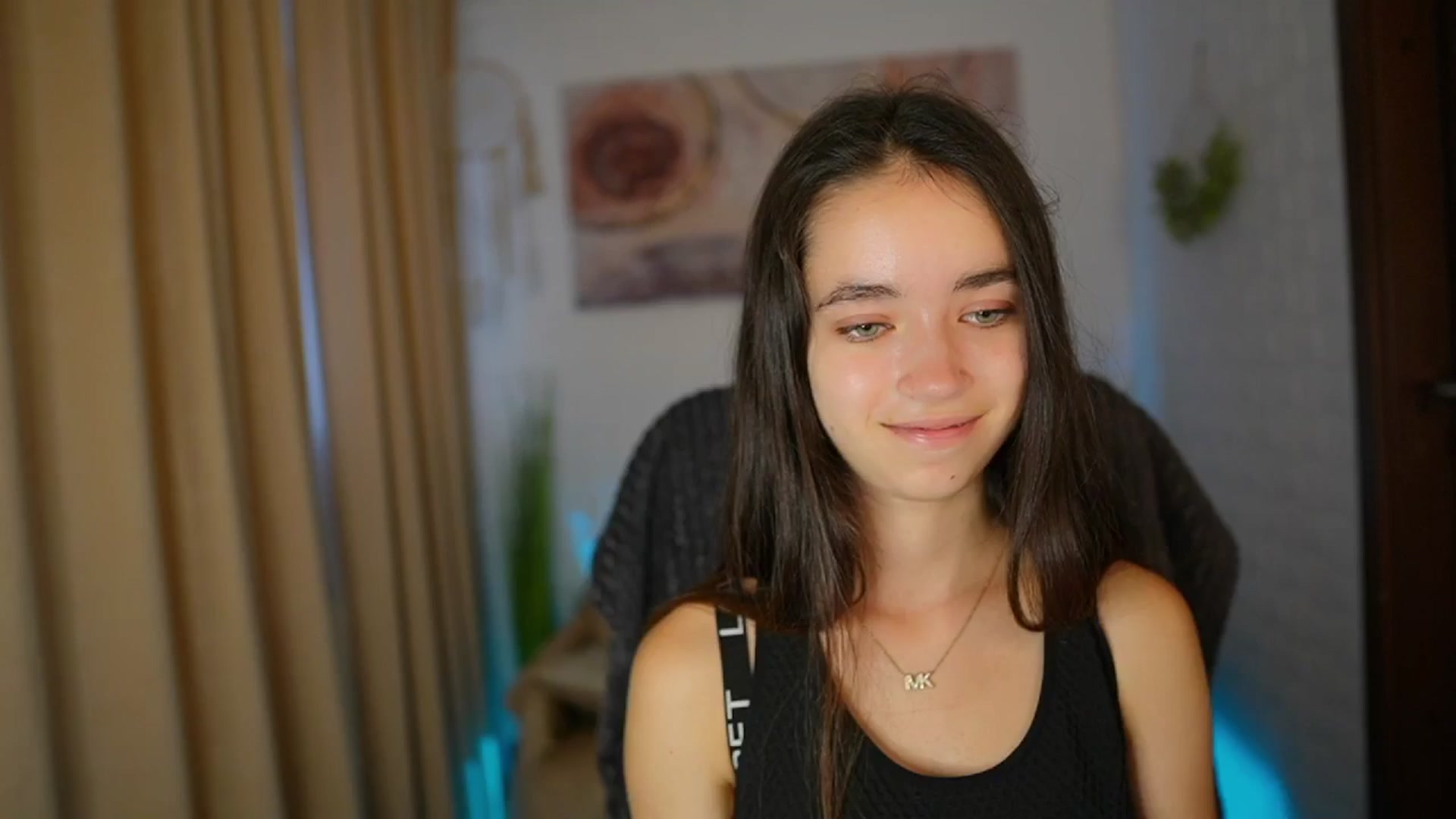 Gallery image thumbnail from Gia_Paige18's myfreecams stream on, 08/04/2024, 10:15 image 14 of 20