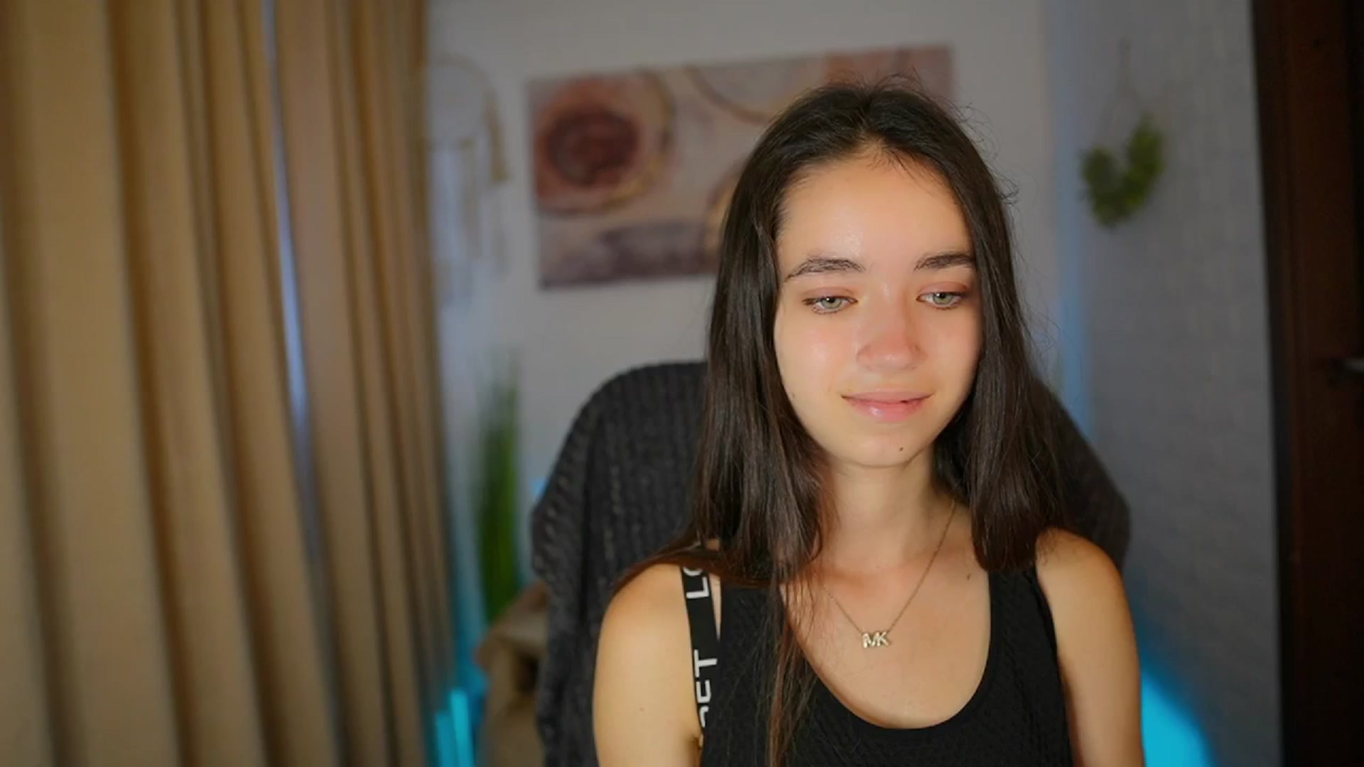 Gallery image thumbnail from Gia_Paige18's myfreecams stream on, 08/04/2024, 10:15 image 10 of 20