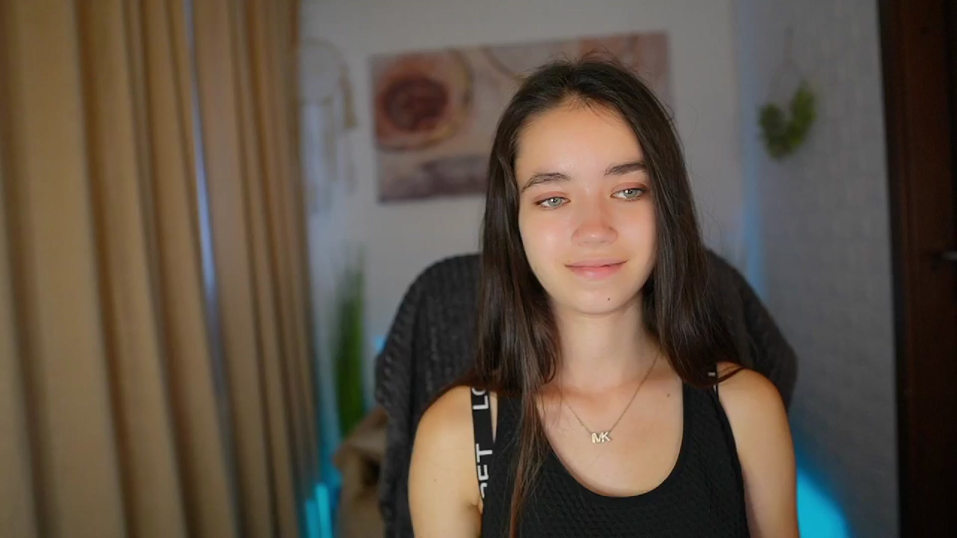 Gallery image thumbnail from Gia_Paige18's myfreecams stream on, 08/04/2024, 10:15 image 5 of 20