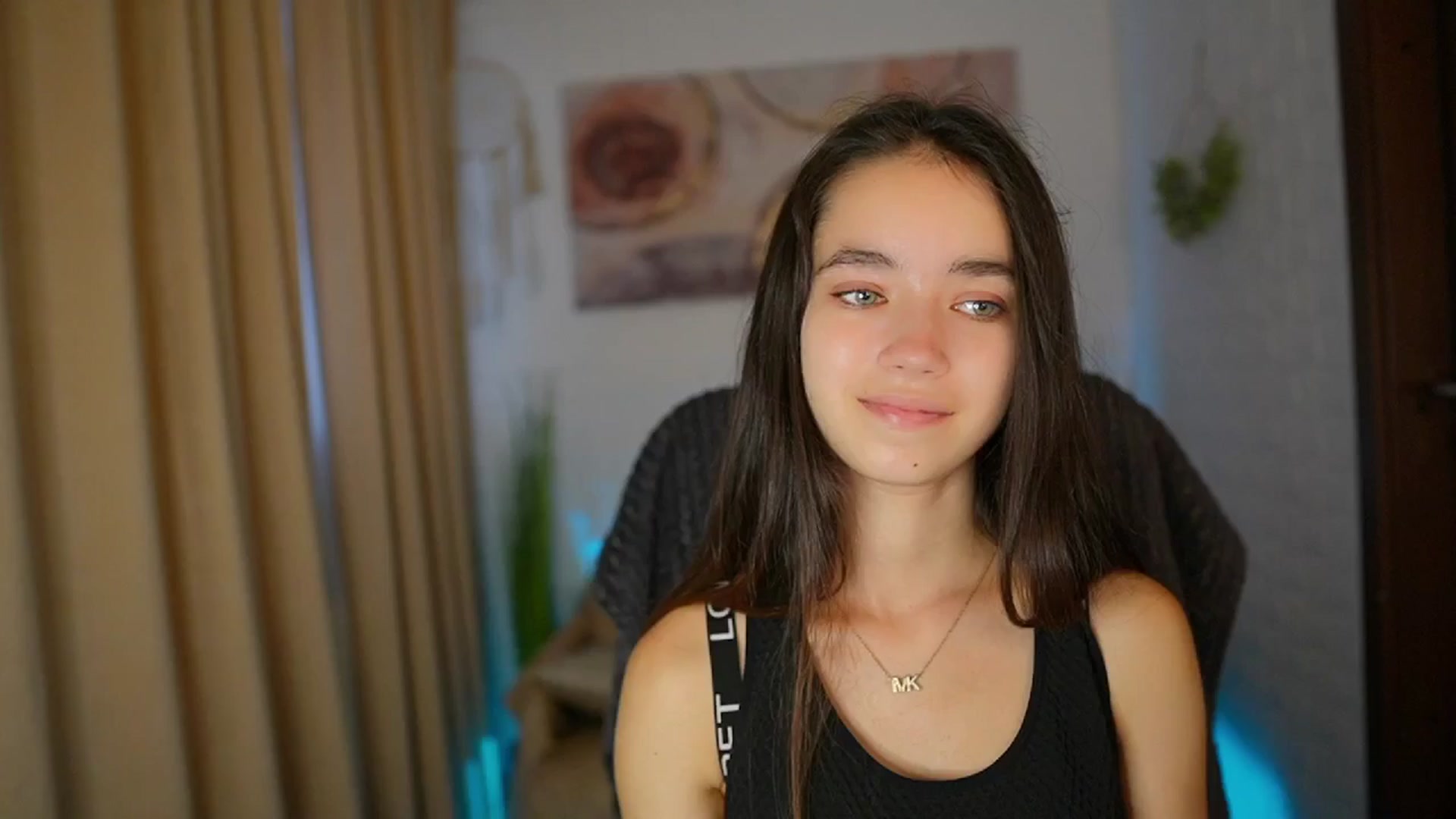 Gallery image thumbnail from Gia_Paige18's myfreecams stream on, 08/04/2024, 10:15 image 13 of 20