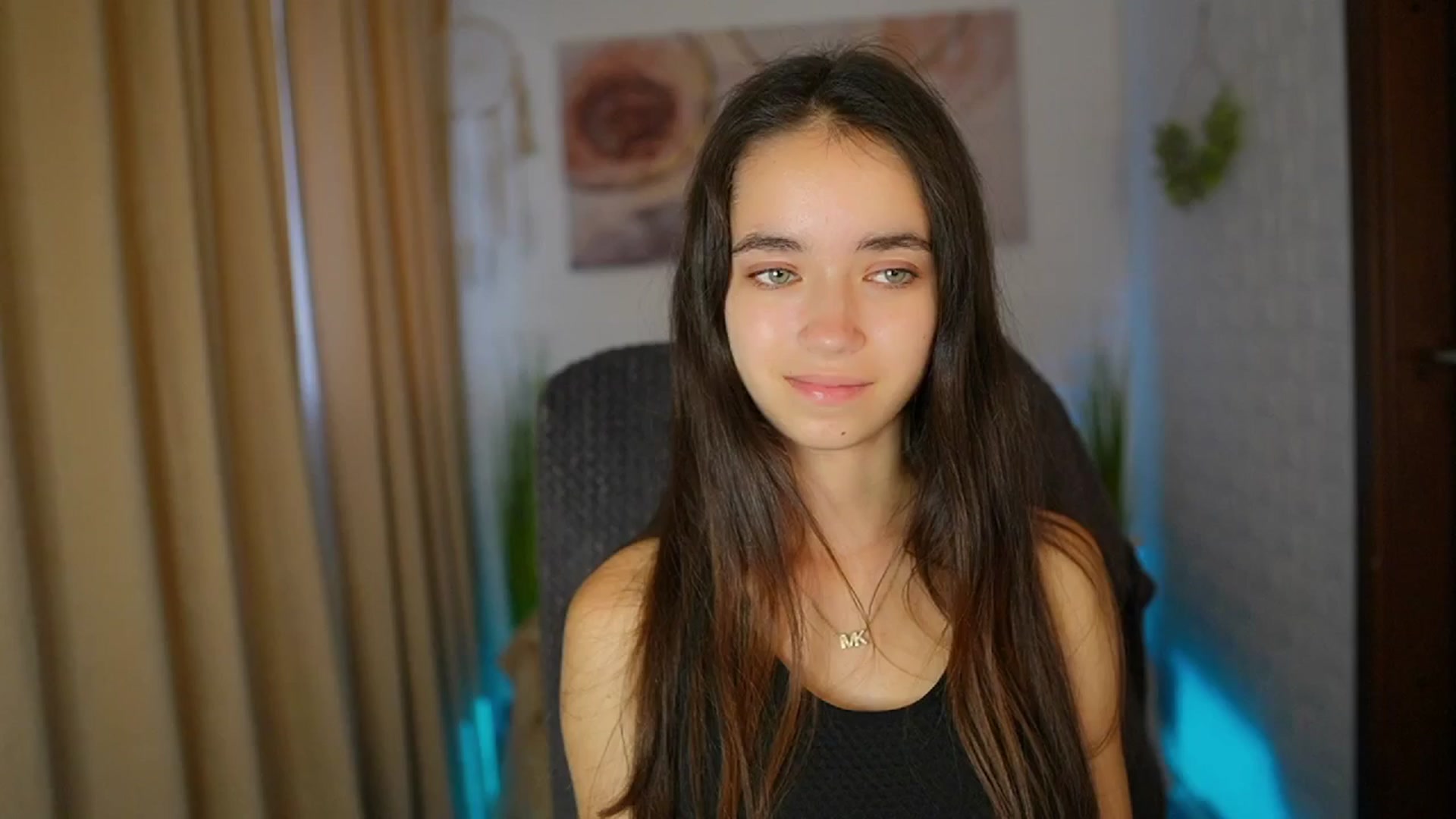Gallery image thumbnail from Gia_Paige18's myfreecams stream on, 08/04/2024, 12:12 image 3 of 20