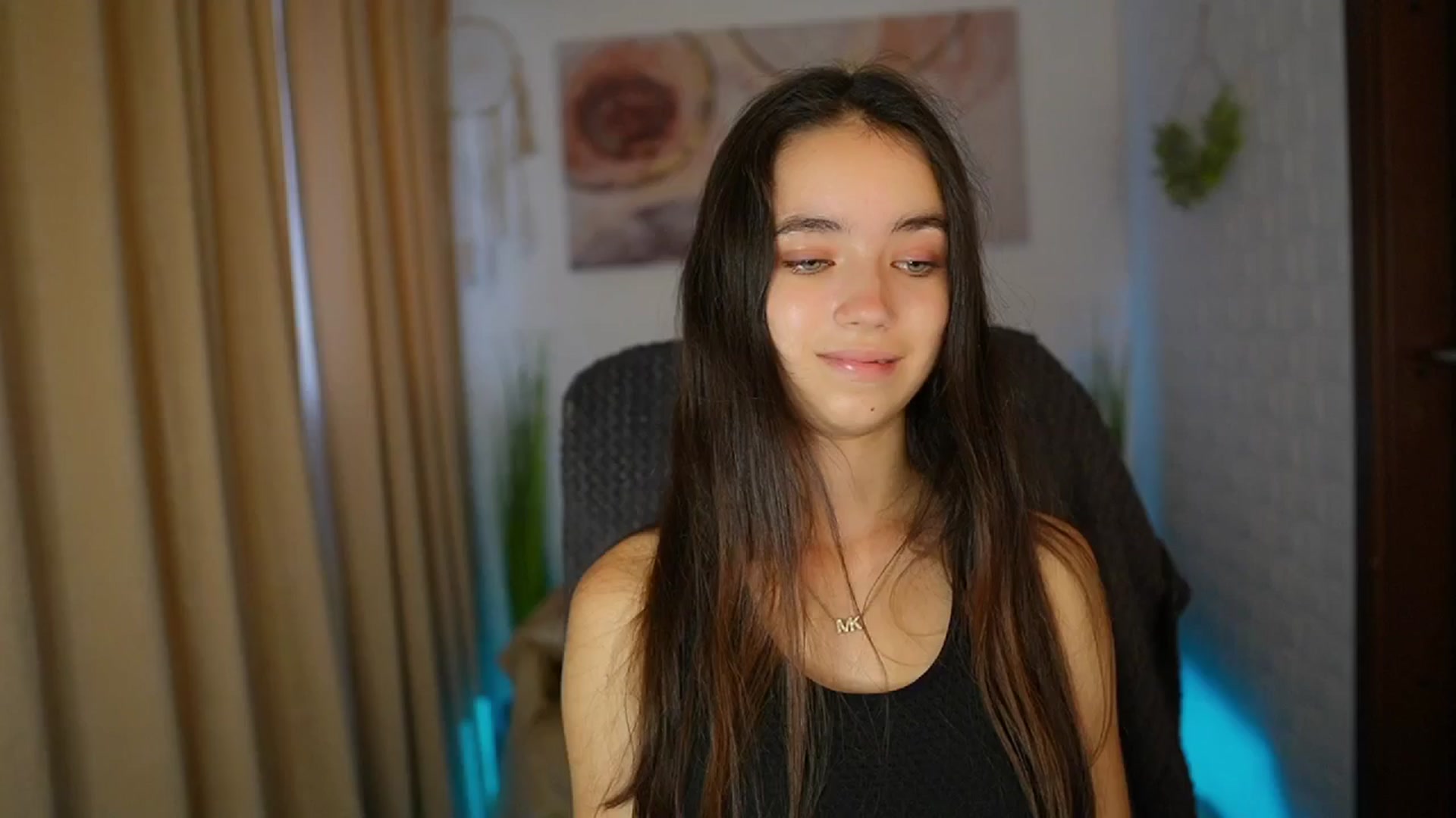 Gallery image thumbnail from Gia_Paige18's myfreecams stream on, 08/04/2024, 12:12 image 13 of 20