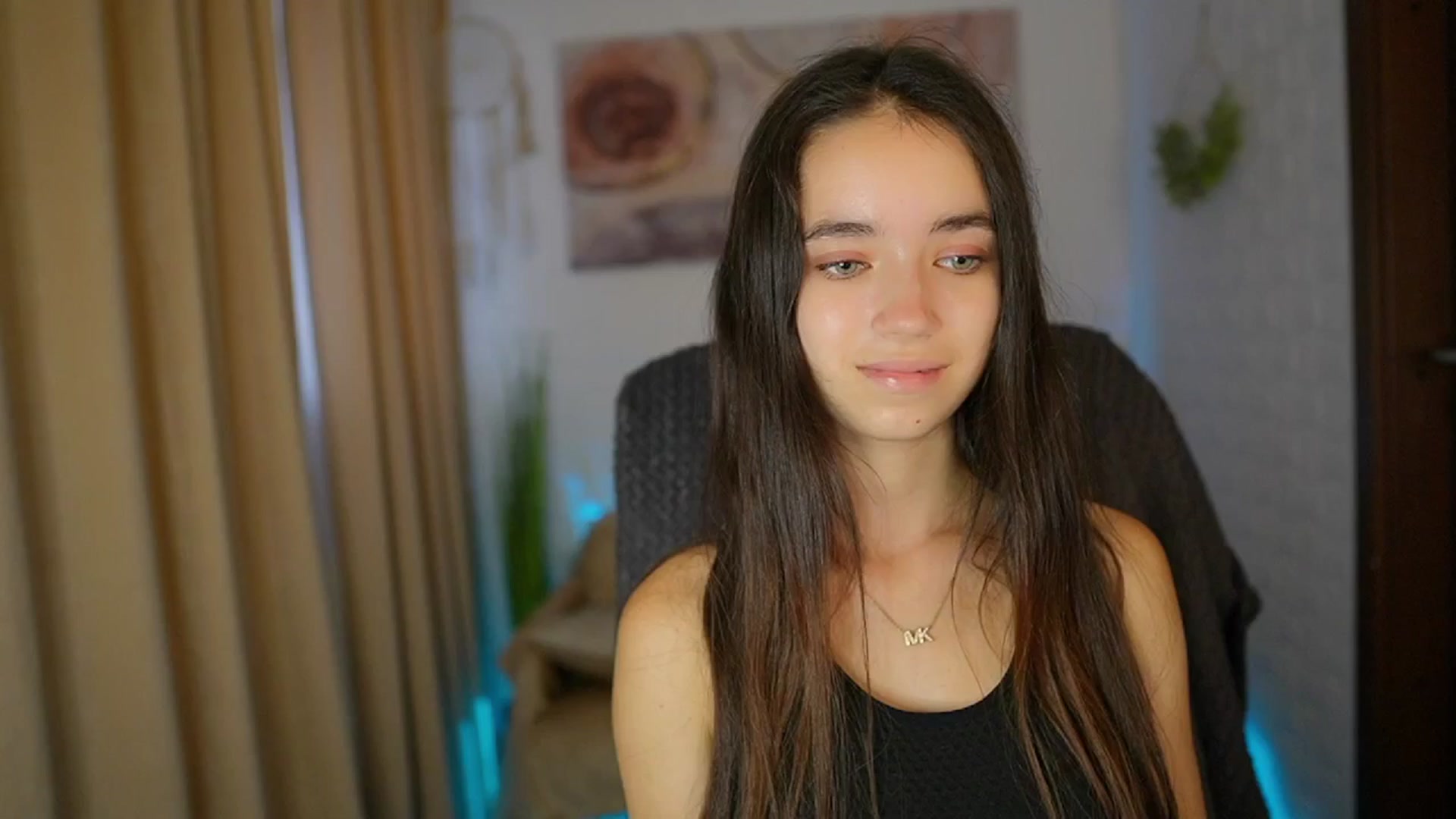 Gallery image thumbnail from Gia_Paige18's myfreecams stream on, 08/04/2024, 12:12 image 19 of 20
