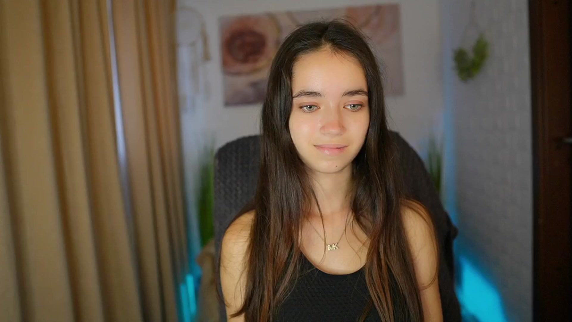 Gallery image thumbnail from Gia_Paige18's myfreecams stream on, 08/04/2024, 12:12 image 1 of 20