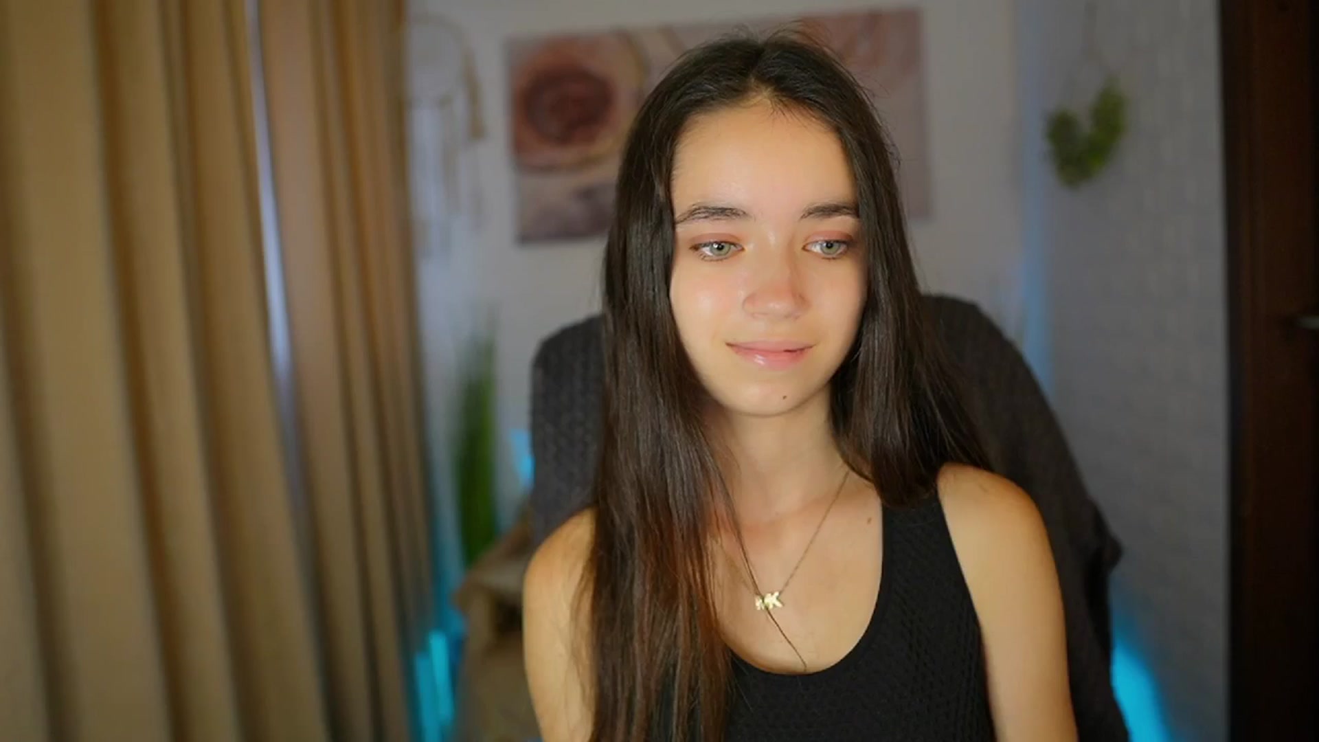 Gallery image thumbnail from Gia_Paige18's myfreecams stream on, 08/04/2024, 12:48 image 13 of 20