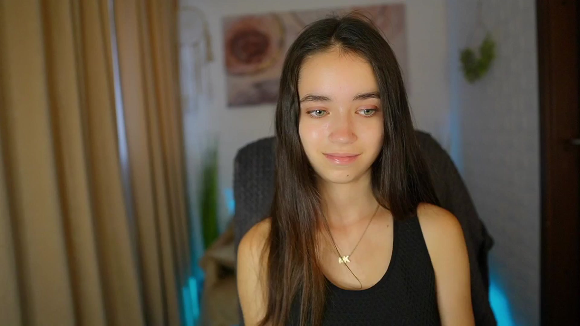 Gallery image thumbnail from Gia_Paige18's myfreecams stream on, 08/04/2024, 12:48 image 8 of 20
