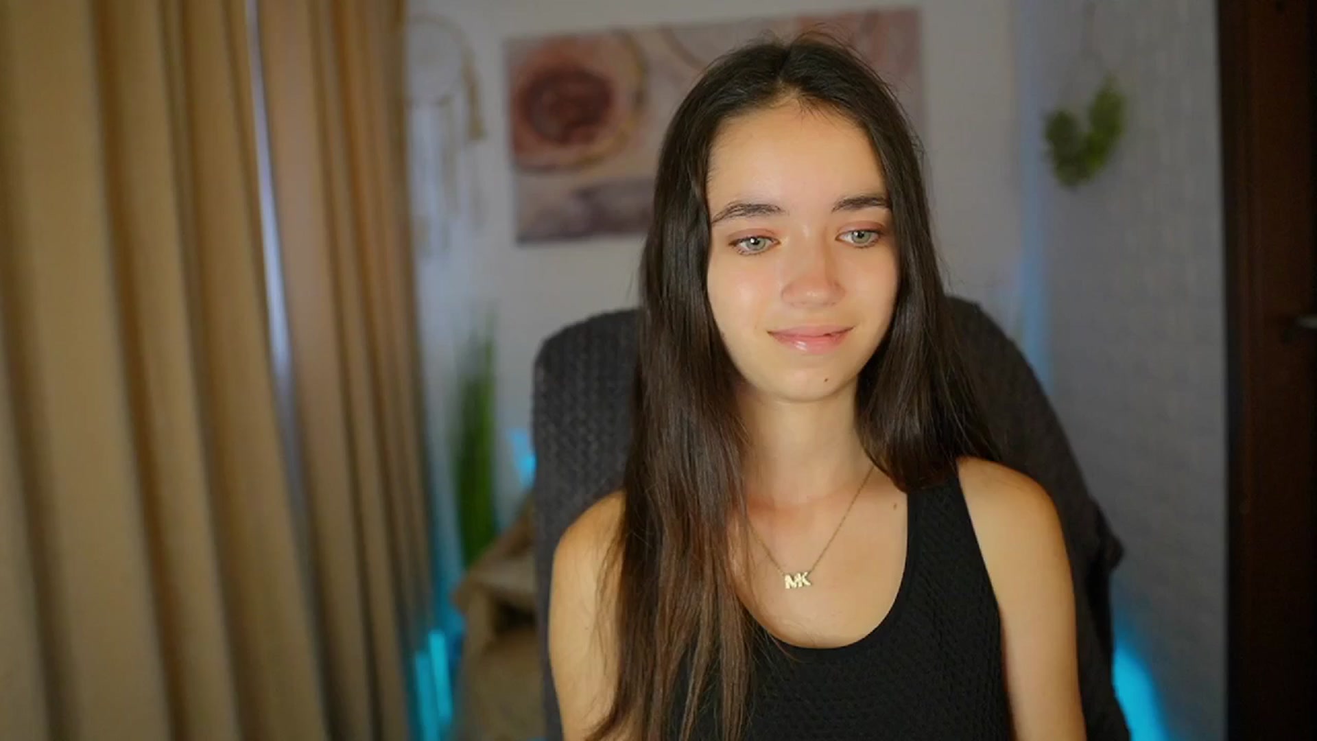 Gallery image thumbnail from Gia_Paige18's myfreecams stream on, 08/04/2024, 12:48 image 16 of 20