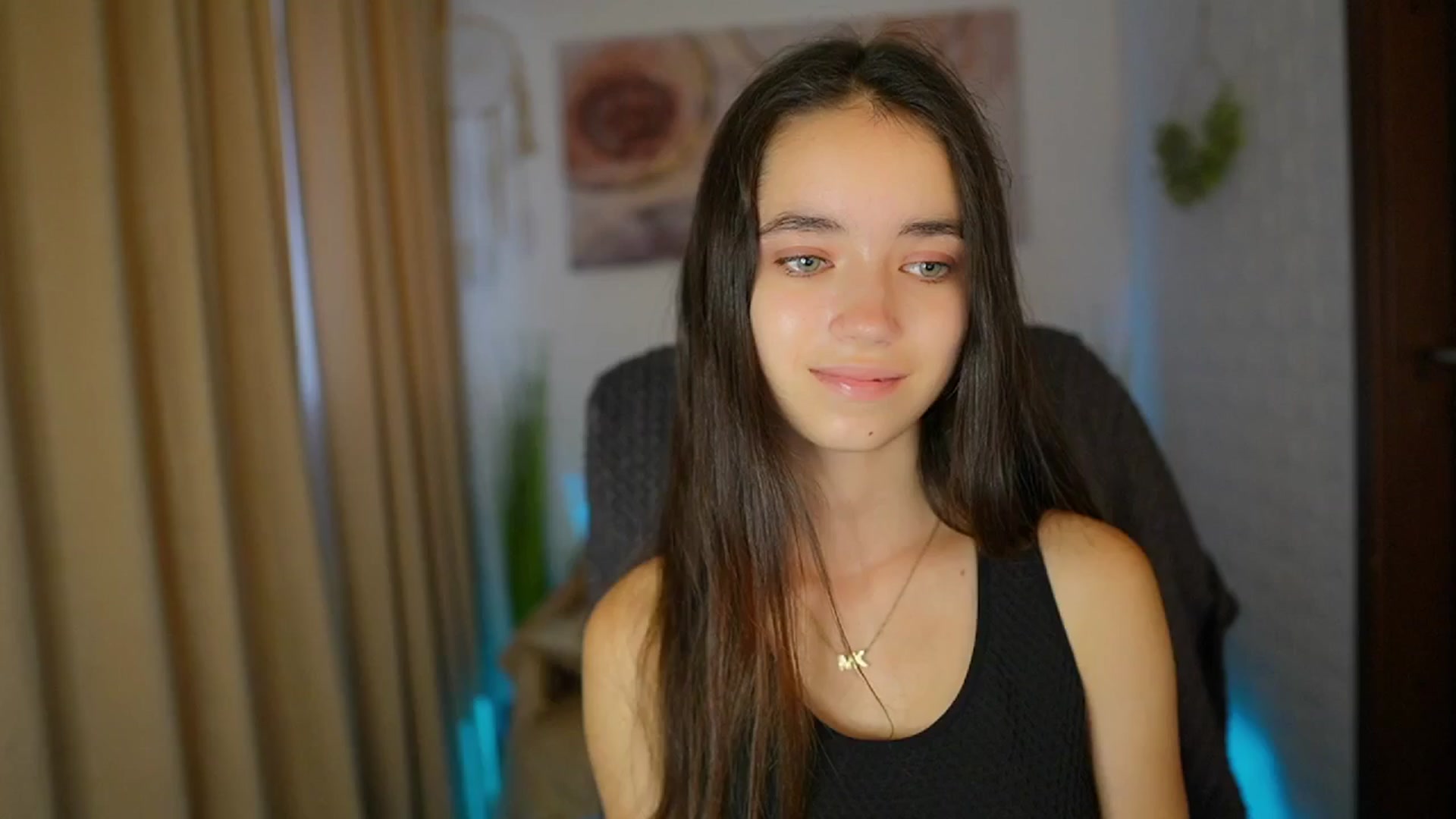 Gallery image thumbnail from Gia_Paige18's myfreecams stream on, 08/04/2024, 12:48 image 12 of 20