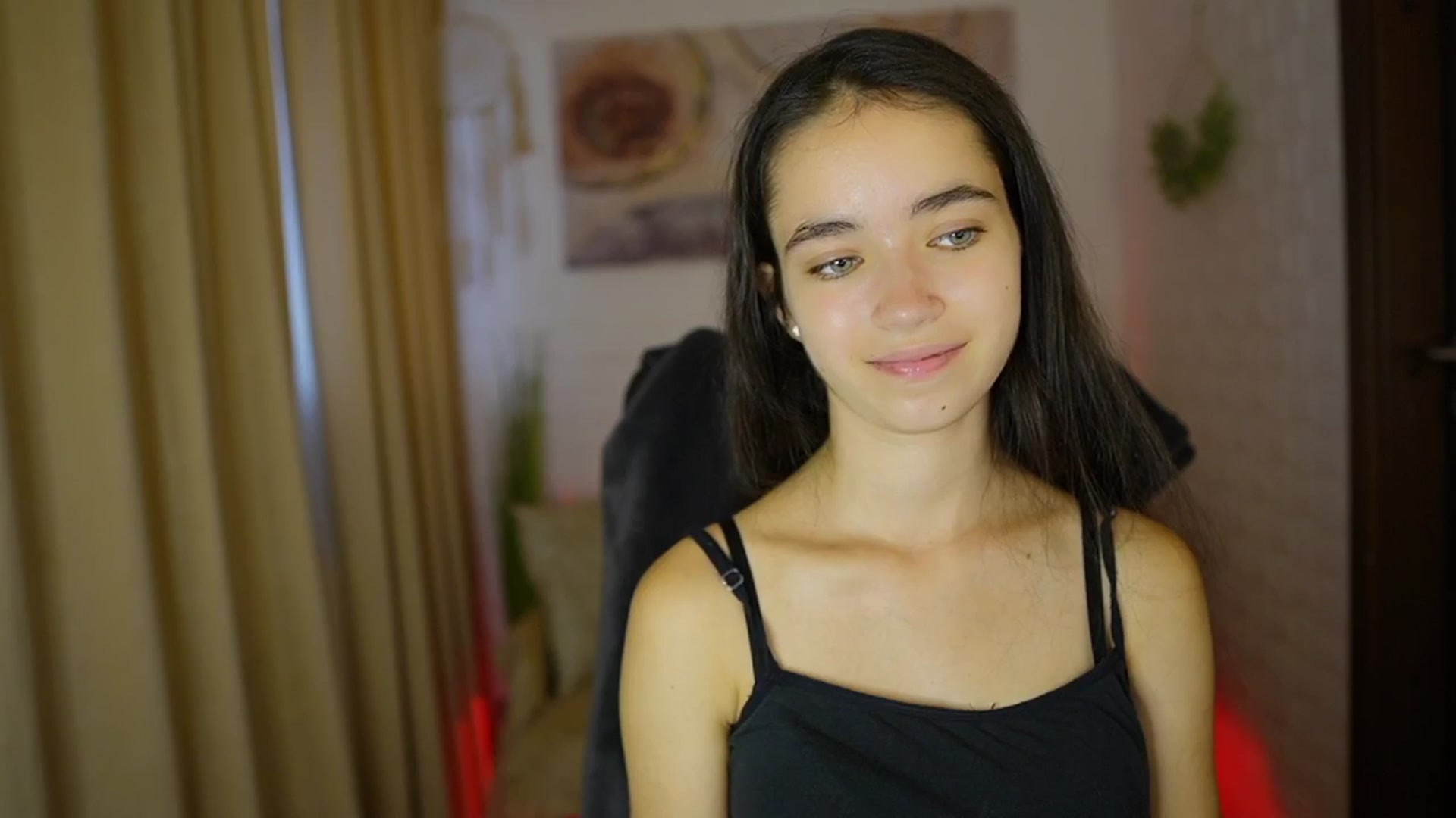 Gallery image thumbnail from Gia_Paige18's myfreecams stream on, 08/05/2024, 09:40 image 7 of 20