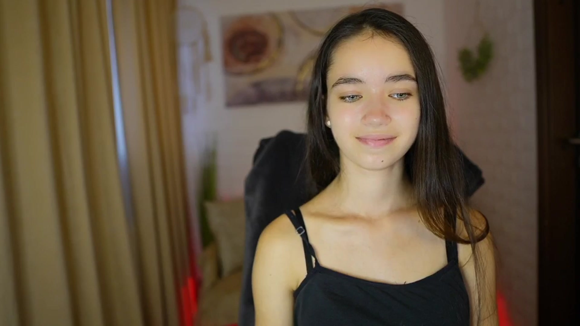Gallery image thumbnail from Gia_Paige18's myfreecams stream on, 08/05/2024, 09:40 image 13 of 20