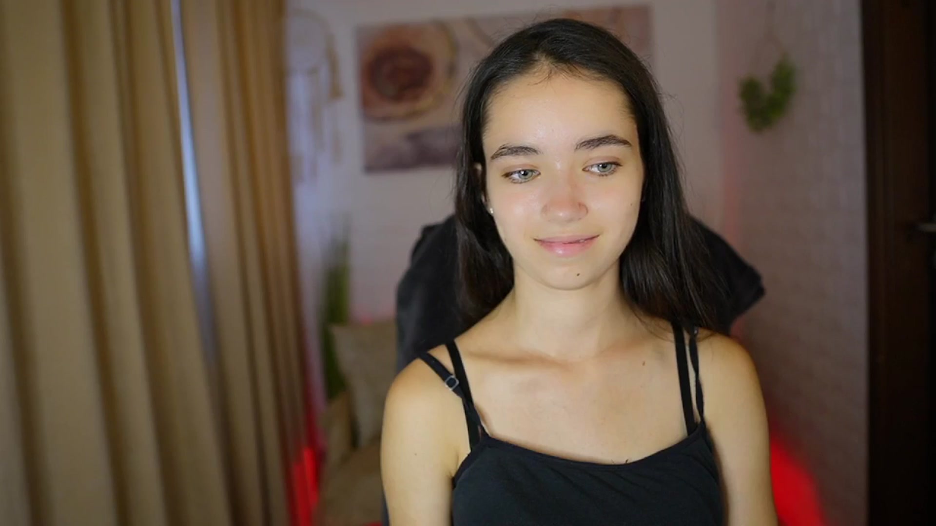Gallery image thumbnail from Gia_Paige18's myfreecams stream on, 08/05/2024, 09:40 image 4 of 20