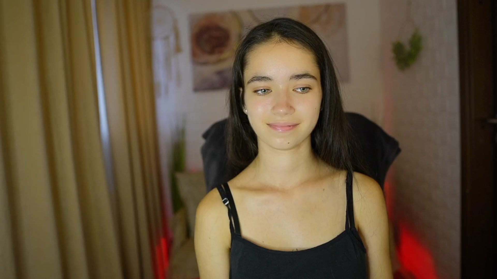 Gallery image thumbnail from Gia_Paige18's myfreecams stream on, 08/05/2024, 11:28 image 17 of 20