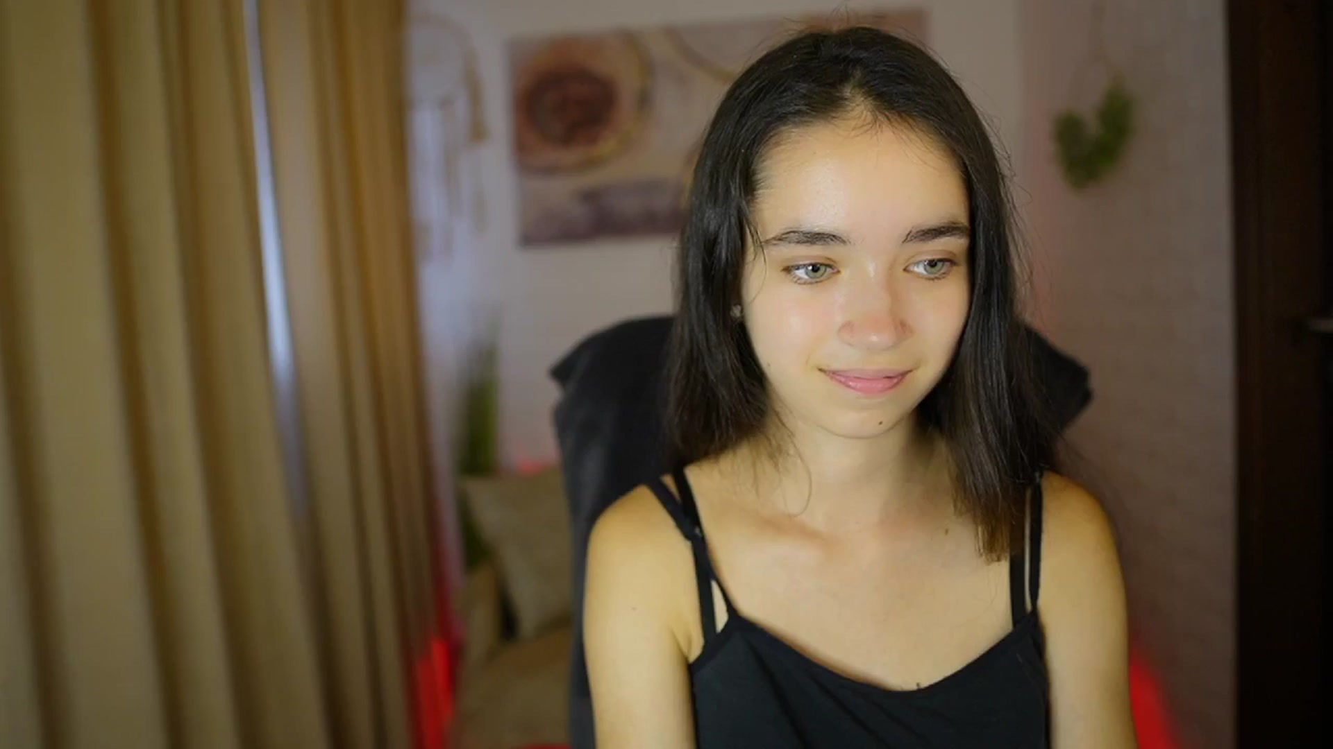 Gallery image thumbnail from Gia_Paige18's myfreecams stream on, 08/05/2024, 12:52 image 12 of 20