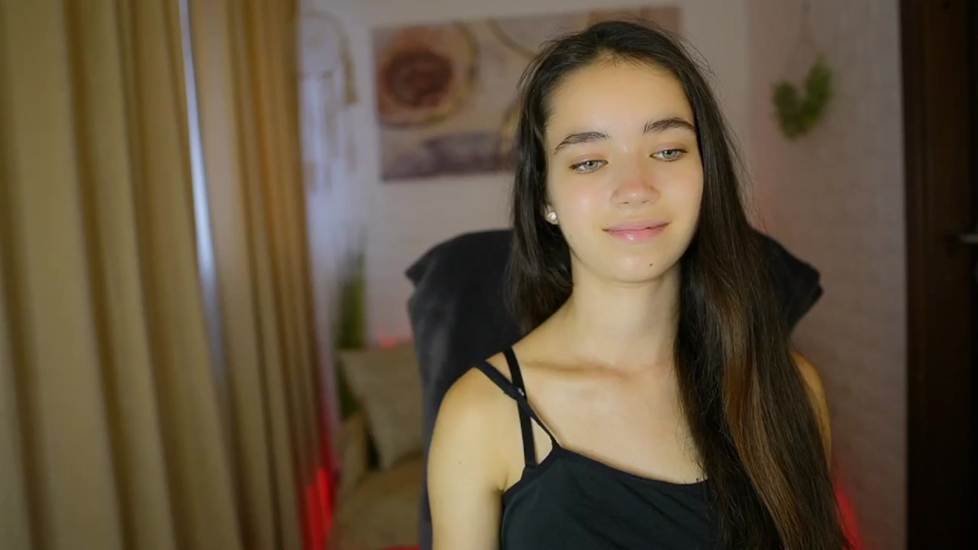 Gallery image thumbnail from Gia_Paige18's myfreecams stream on, 08/05/2024, 12:52 image 1 of 20