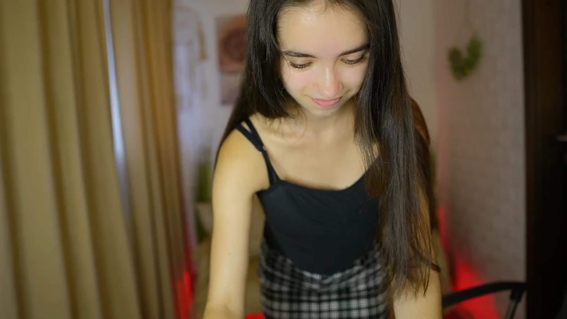 Gallery image thumbnail from Gia_Paige18's myfreecams stream on, 08/05/2024, 12:52 image 14 of 20