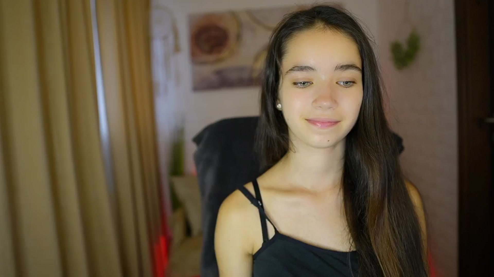 Gallery image thumbnail from Gia_Paige18's myfreecams stream on, 08/05/2024, 12:52 image 4 of 20