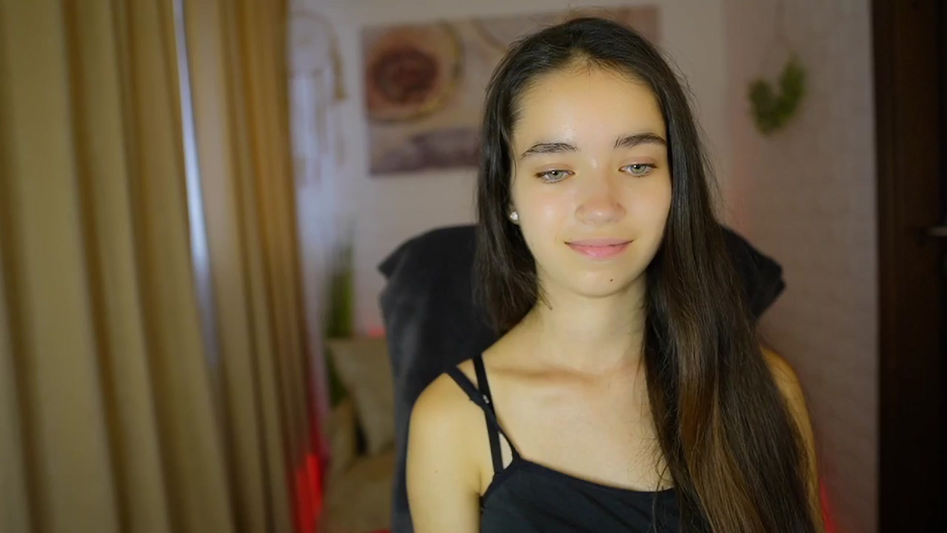 Gallery image thumbnail from Gia_Paige18's myfreecams stream on, 08/05/2024, 12:52 image 6 of 20