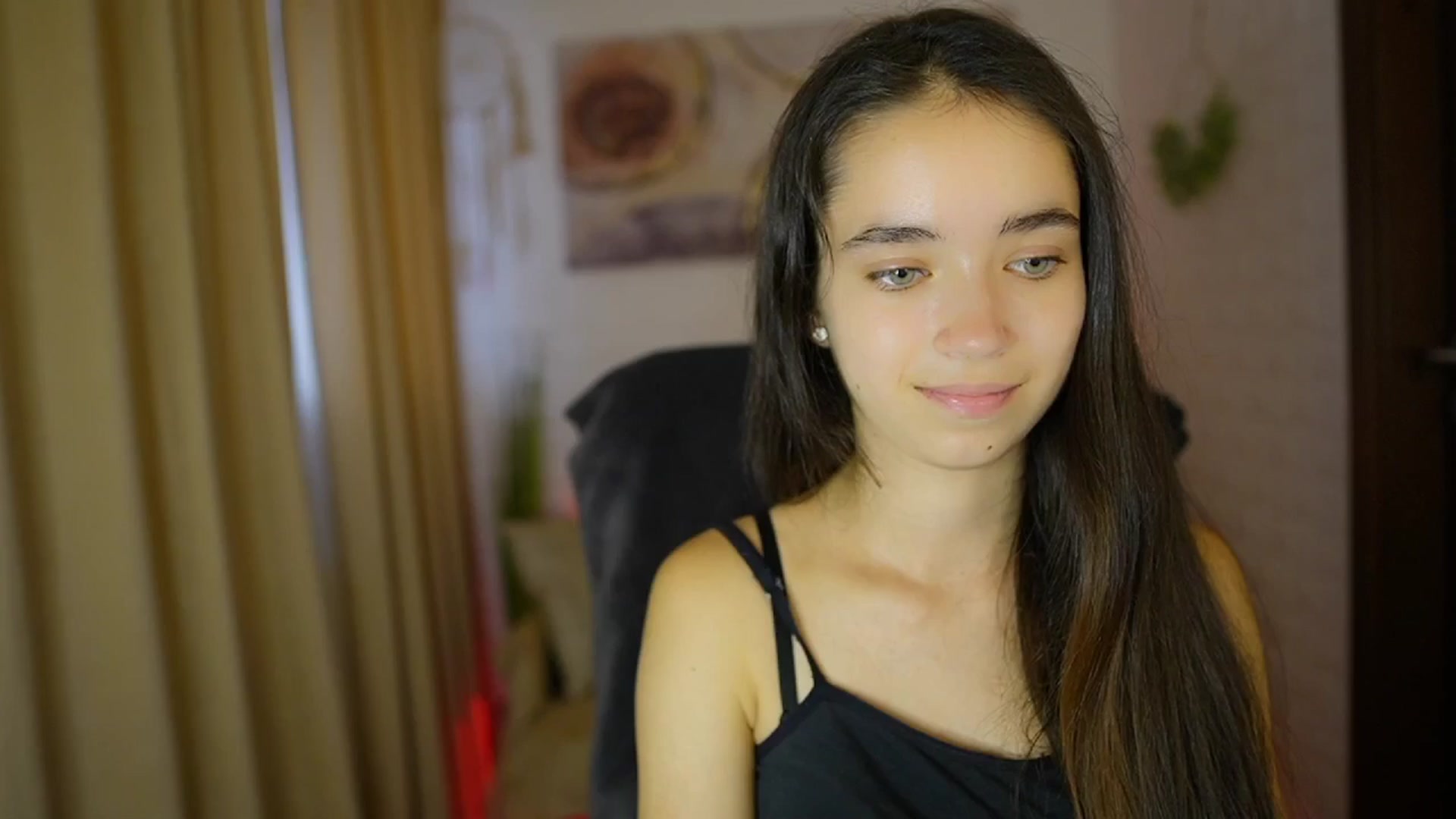 Gallery image thumbnail from Gia_Paige18's myfreecams stream on, 08/05/2024, 12:52 image 7 of 20