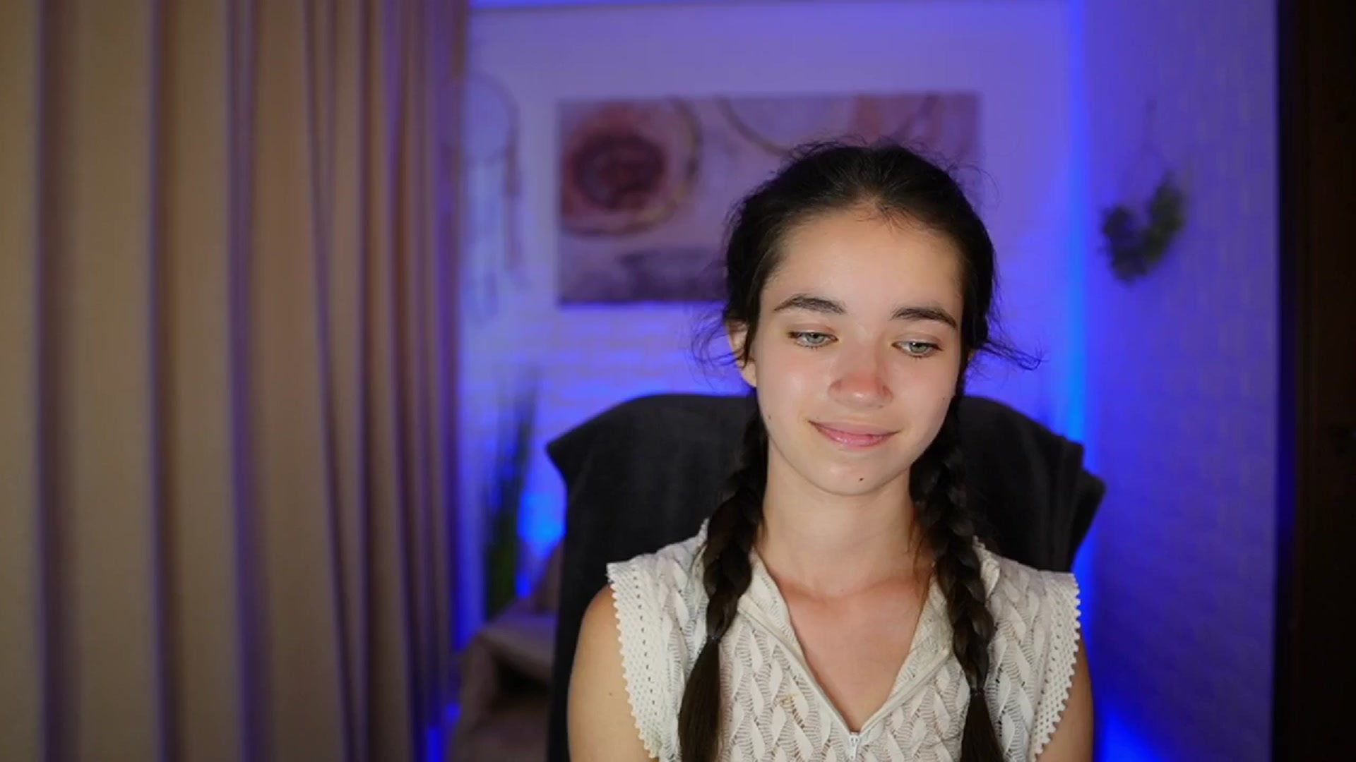 Gallery image thumbnail from Gia_Paige18's myfreecams stream on, 08/11/2024, 10:09 image 1 of 20