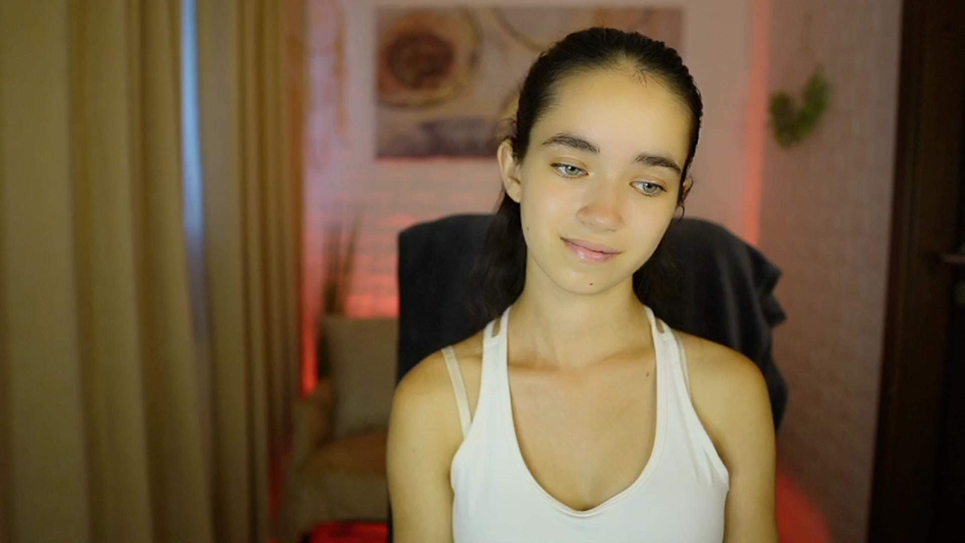 Gallery image thumbnail from Gia_Paige18's myfreecams stream on, 08/15/2024, 09:38 image 20 of 20
