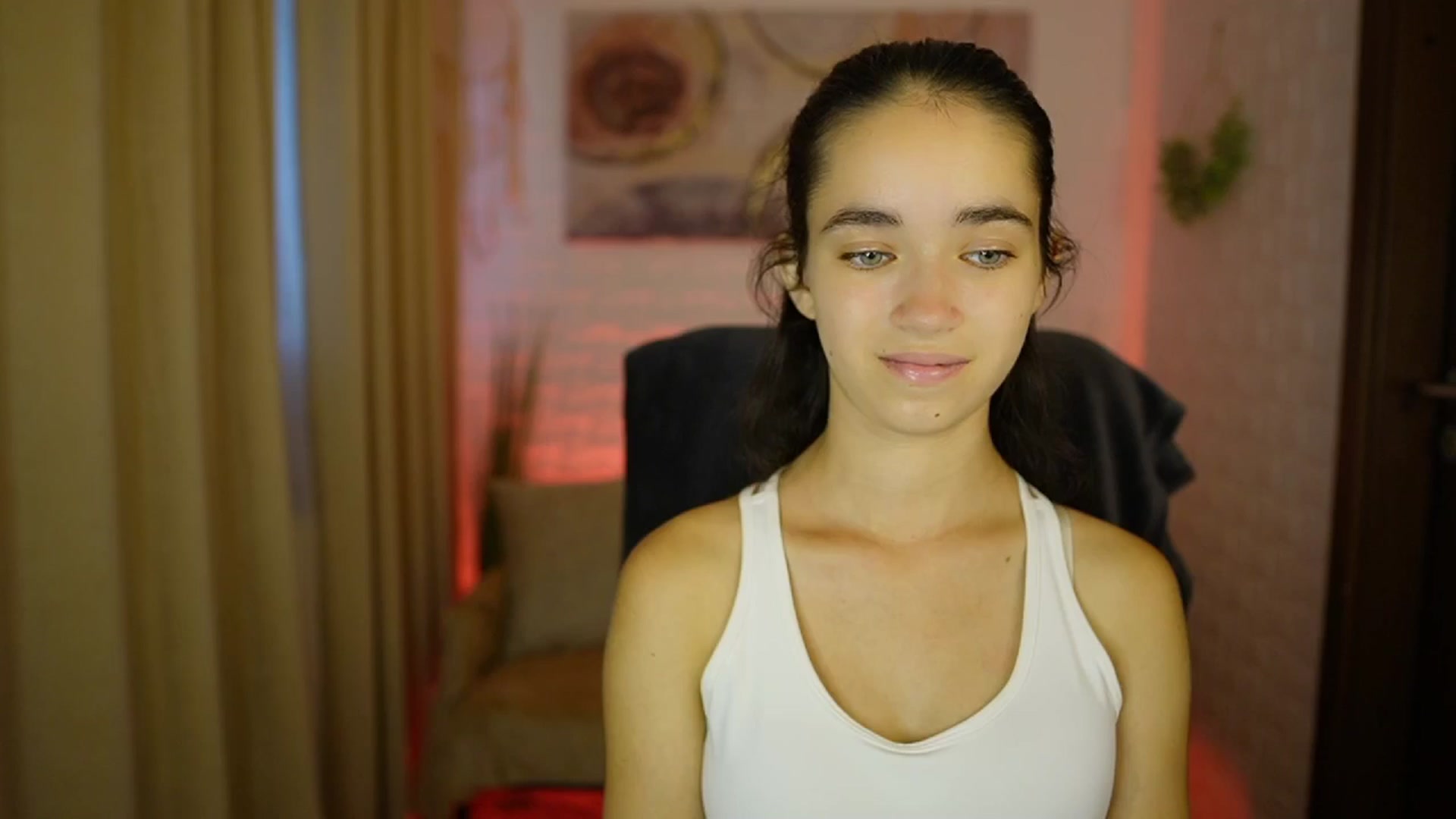 Gallery image thumbnail from Gia_Paige18's myfreecams stream on, 08/15/2024, 10:10 image 7 of 20