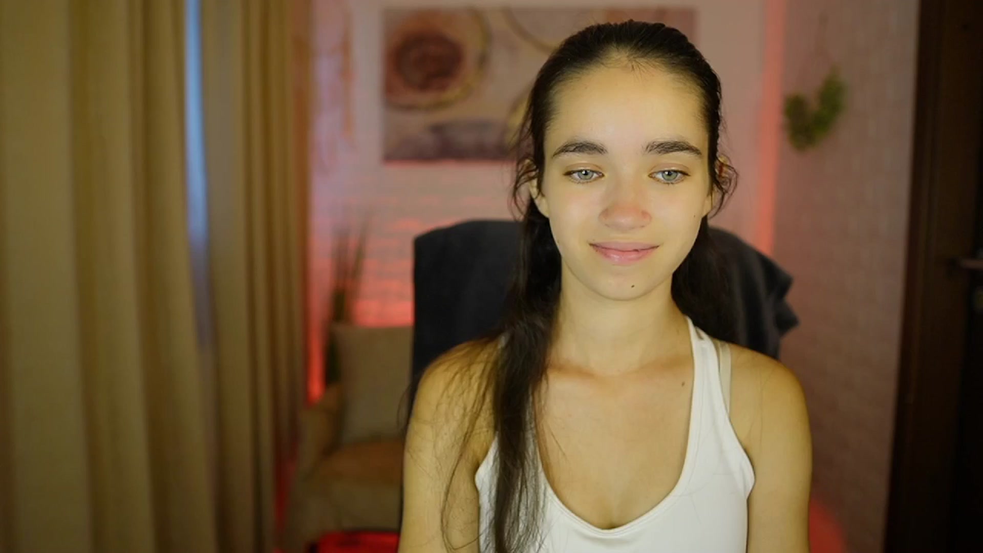 Gallery image thumbnail from Gia_Paige18's myfreecams stream on, 08/15/2024, 10:10 image 13 of 20