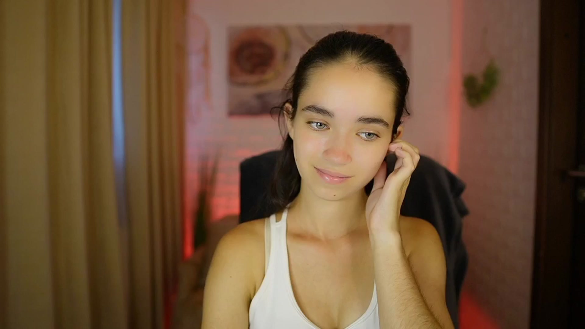 Gallery image thumbnail from Gia_Paige18's myfreecams stream on, 08/15/2024, 12:06 image 8 of 20