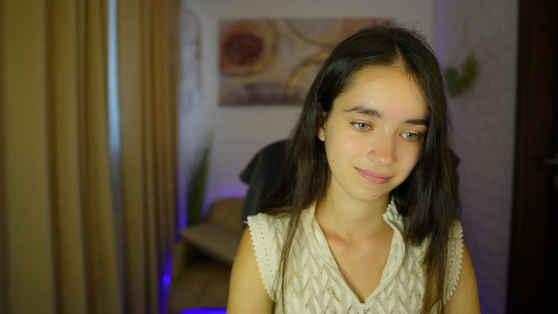 Gallery image thumbnail from Gia_Paige18's myfreecams stream on, 08/16/2024, 13:04 image 11 of 20