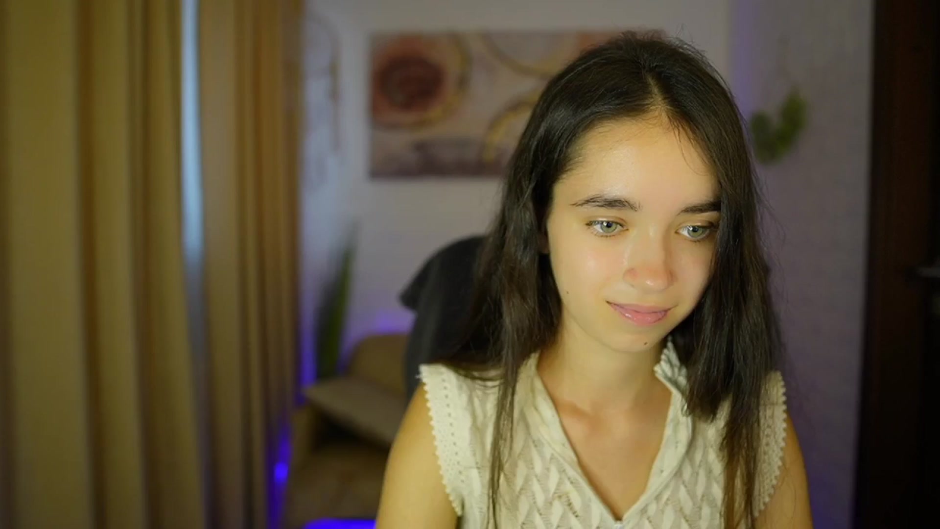 Gallery image thumbnail from Gia_Paige18's myfreecams stream on, 08/16/2024, 13:04 image 15 of 20