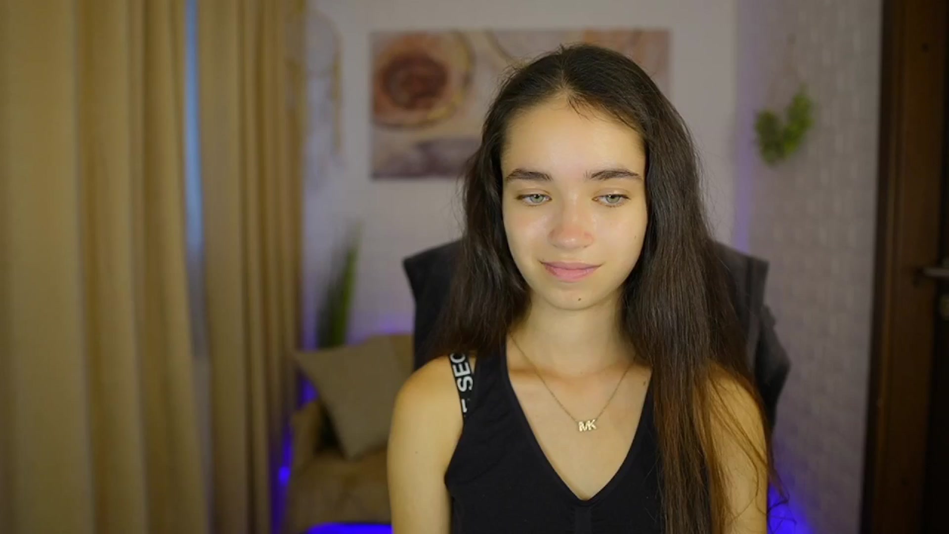 Gallery image thumbnail from Gia_Paige18's myfreecams stream on, 08/17/2024, 08:24 image 2 of 20