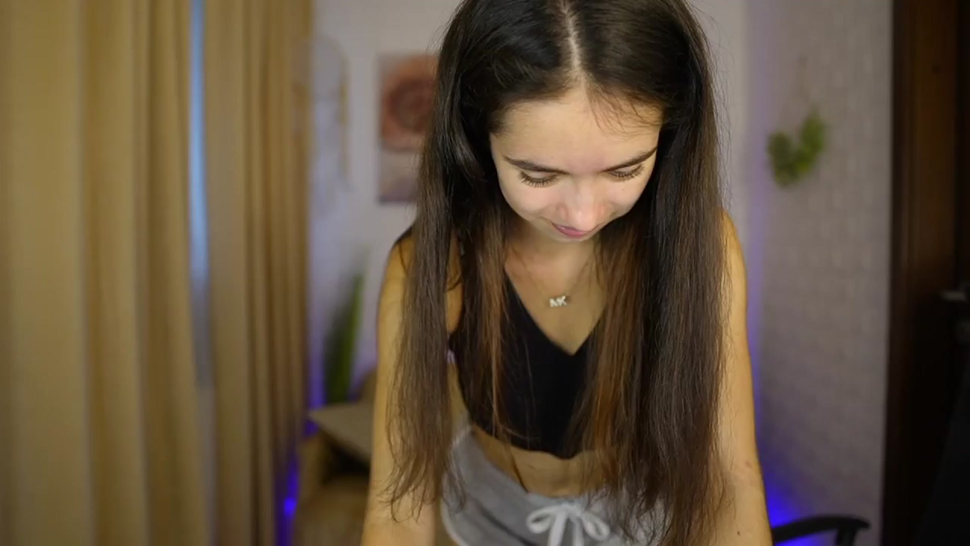 Gallery image thumbnail from Gia_Paige18's myfreecams stream on, 08/17/2024, 09:11 image 17 of 20