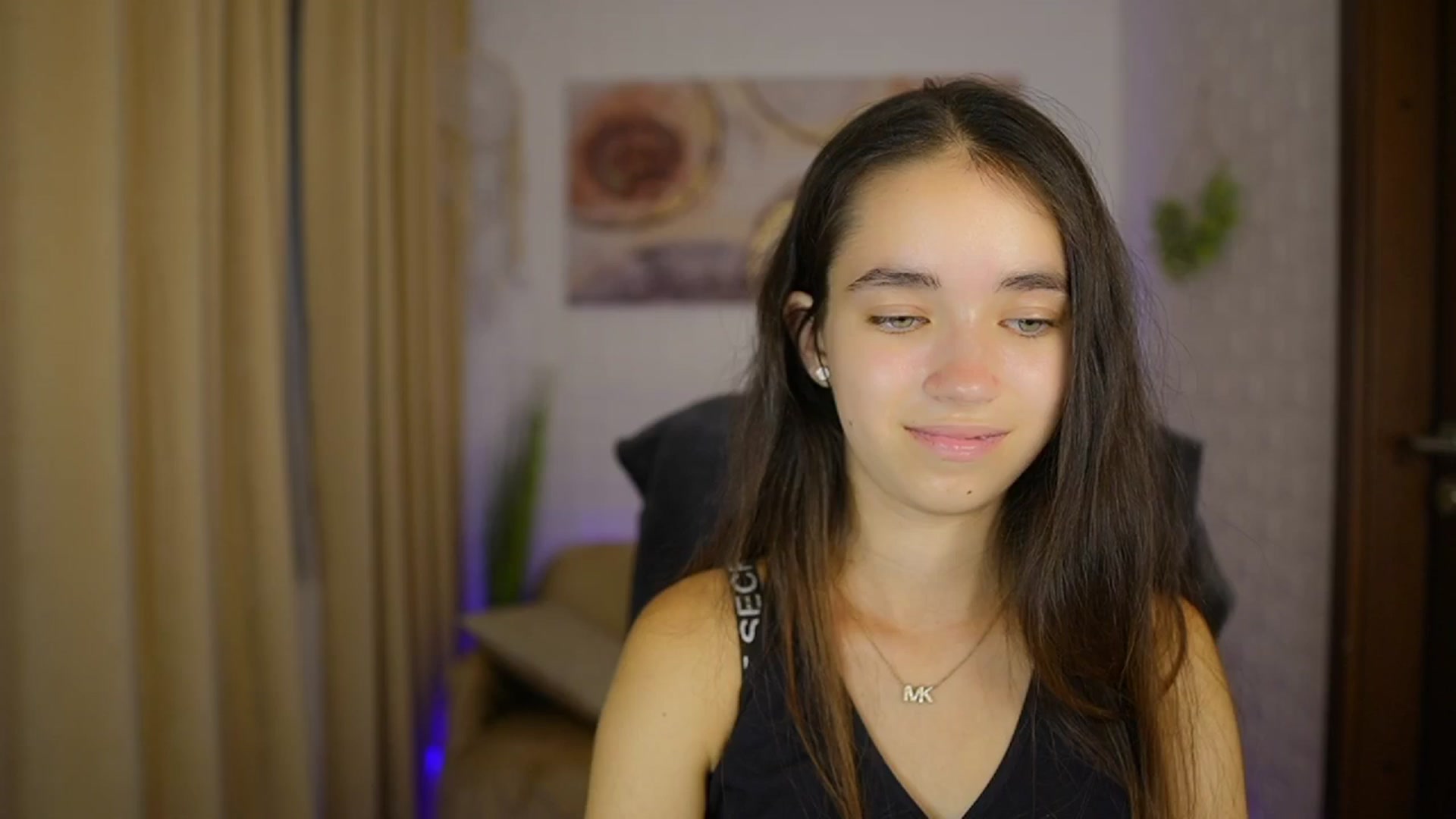 Gallery image thumbnail from Gia_Paige18's myfreecams stream on, 08/17/2024, 10:36 image 18 of 20