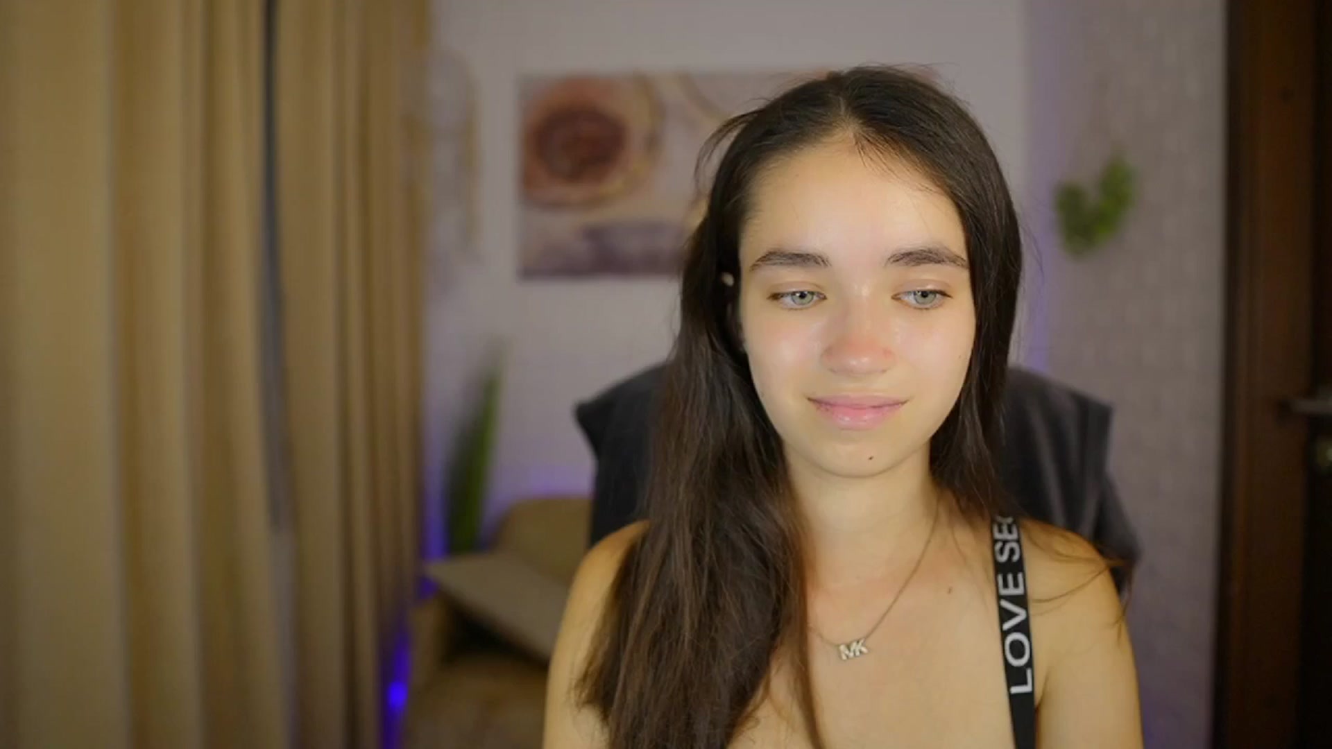 Gallery image thumbnail from Gia_Paige18's myfreecams stream on, 08/17/2024, 10:36 image 19 of 20