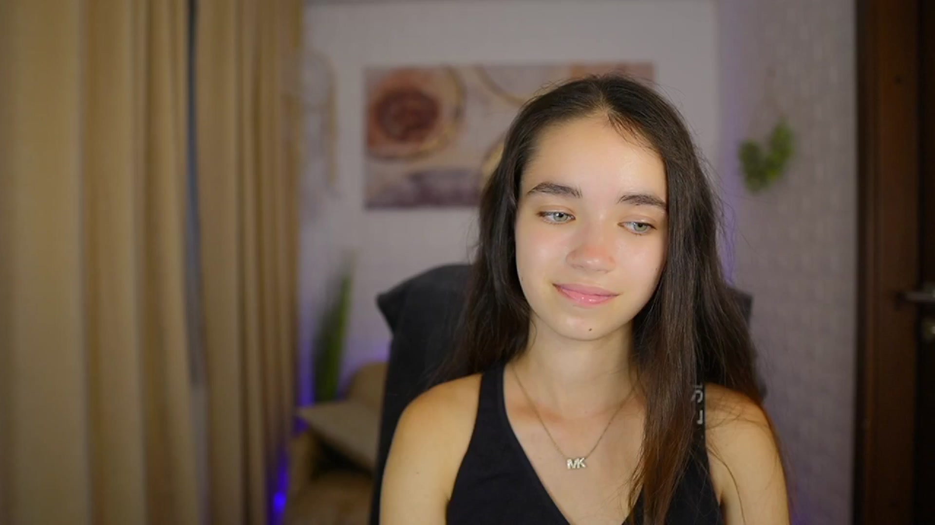 Gallery image thumbnail from Gia_Paige18's myfreecams stream on, 08/17/2024, 11:23 image 8 of 20