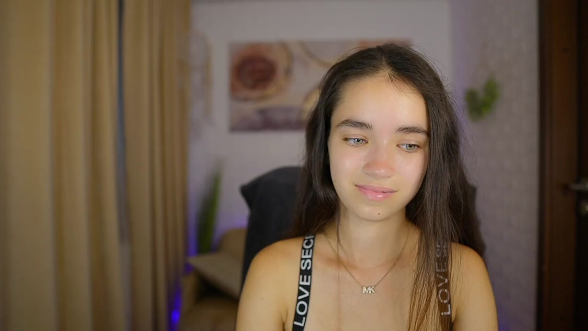 Gallery image thumbnail from Gia_Paige18's myfreecams stream on, 08/17/2024, 11:23 image 12 of 20