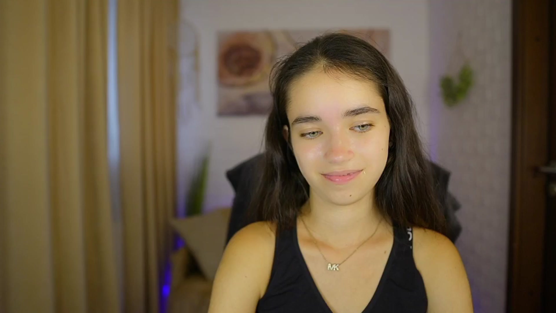 Gallery image thumbnail from Gia_Paige18's myfreecams stream on, 08/17/2024, 14:52 image 3 of 20