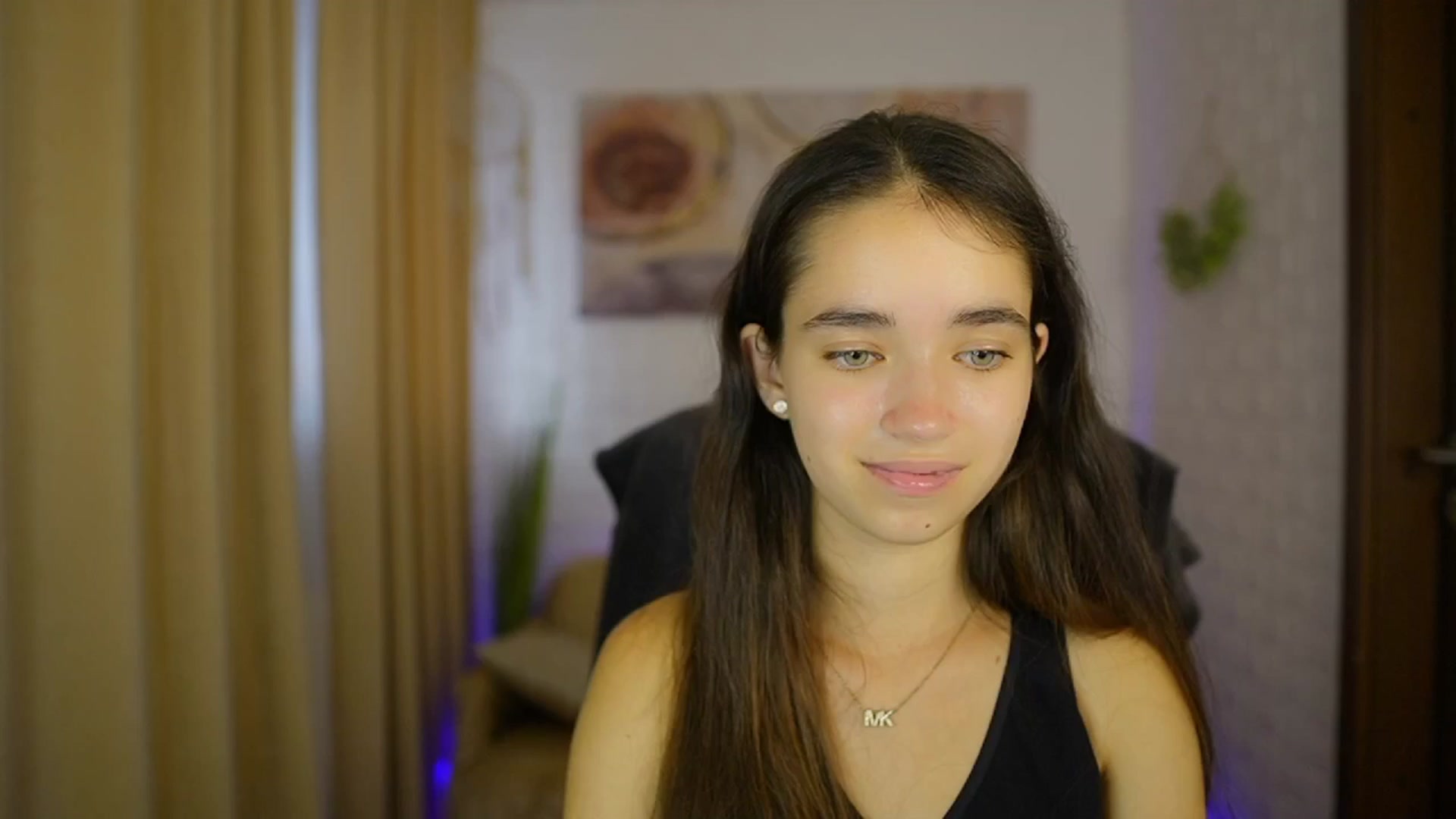 Gallery image thumbnail from Gia_Paige18's myfreecams stream on, 08/17/2024, 15:32 image 6 of 20