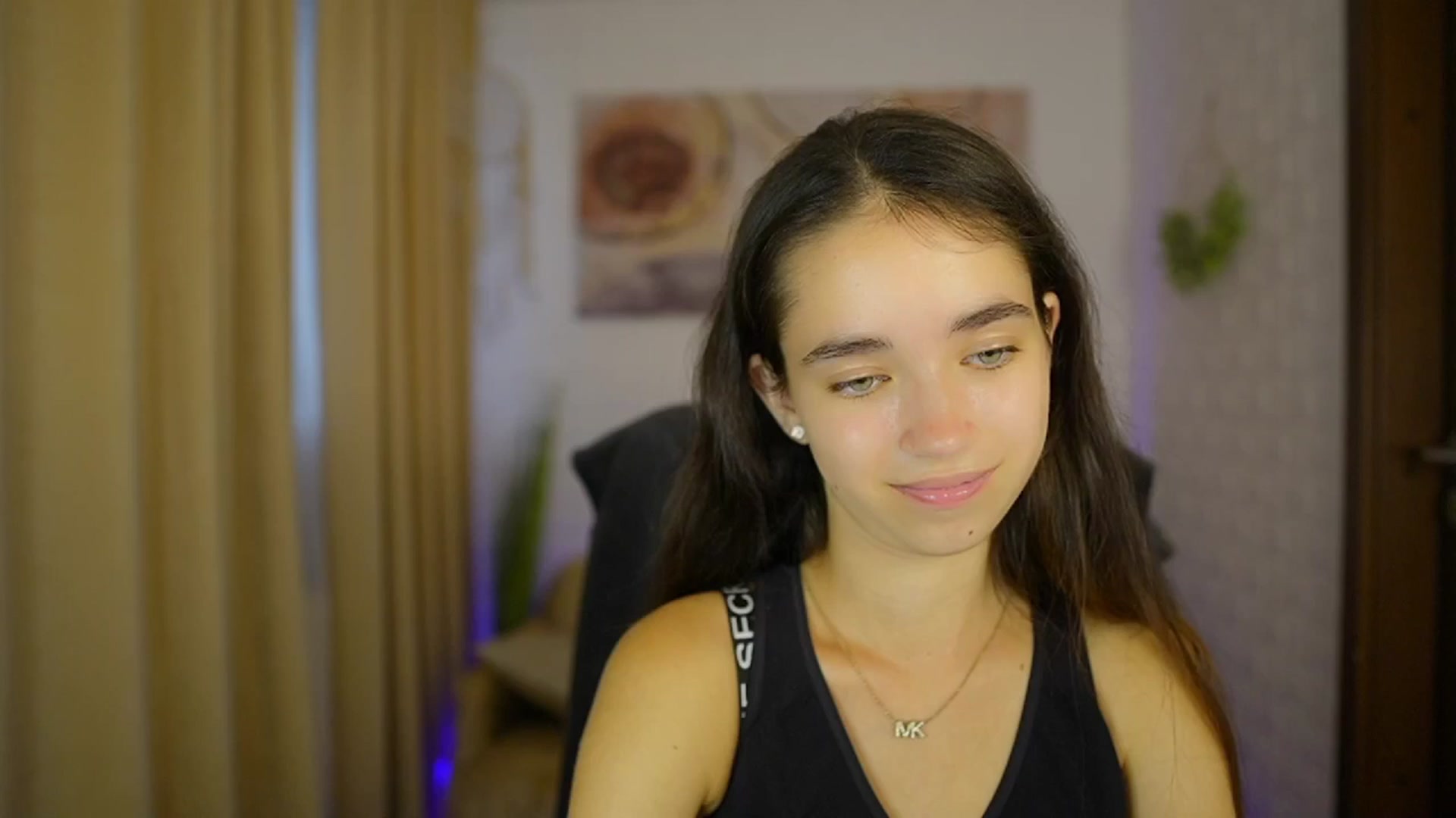 Gallery image thumbnail from Gia_Paige18's myfreecams stream on, 08/17/2024, 15:32 image 14 of 20