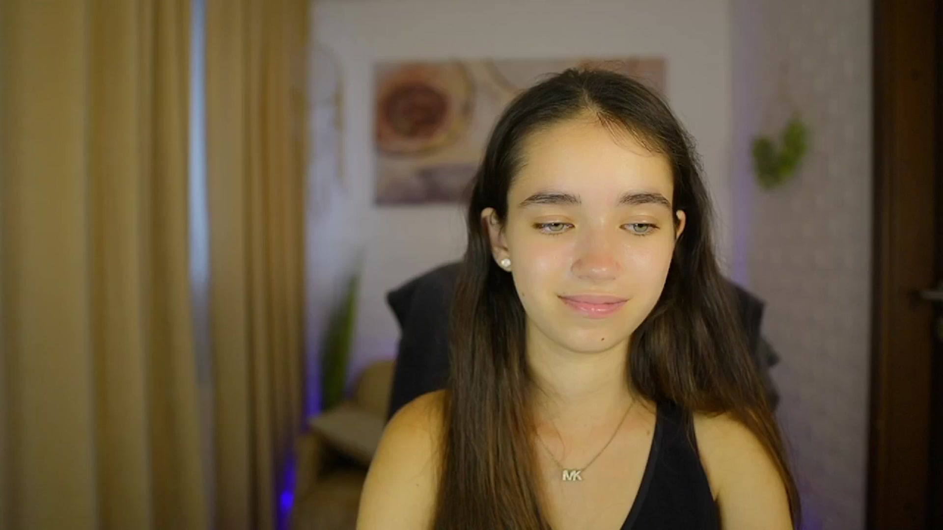 Gallery image thumbnail from Gia_Paige18's myfreecams stream on, 08/17/2024, 15:32 image 11 of 20