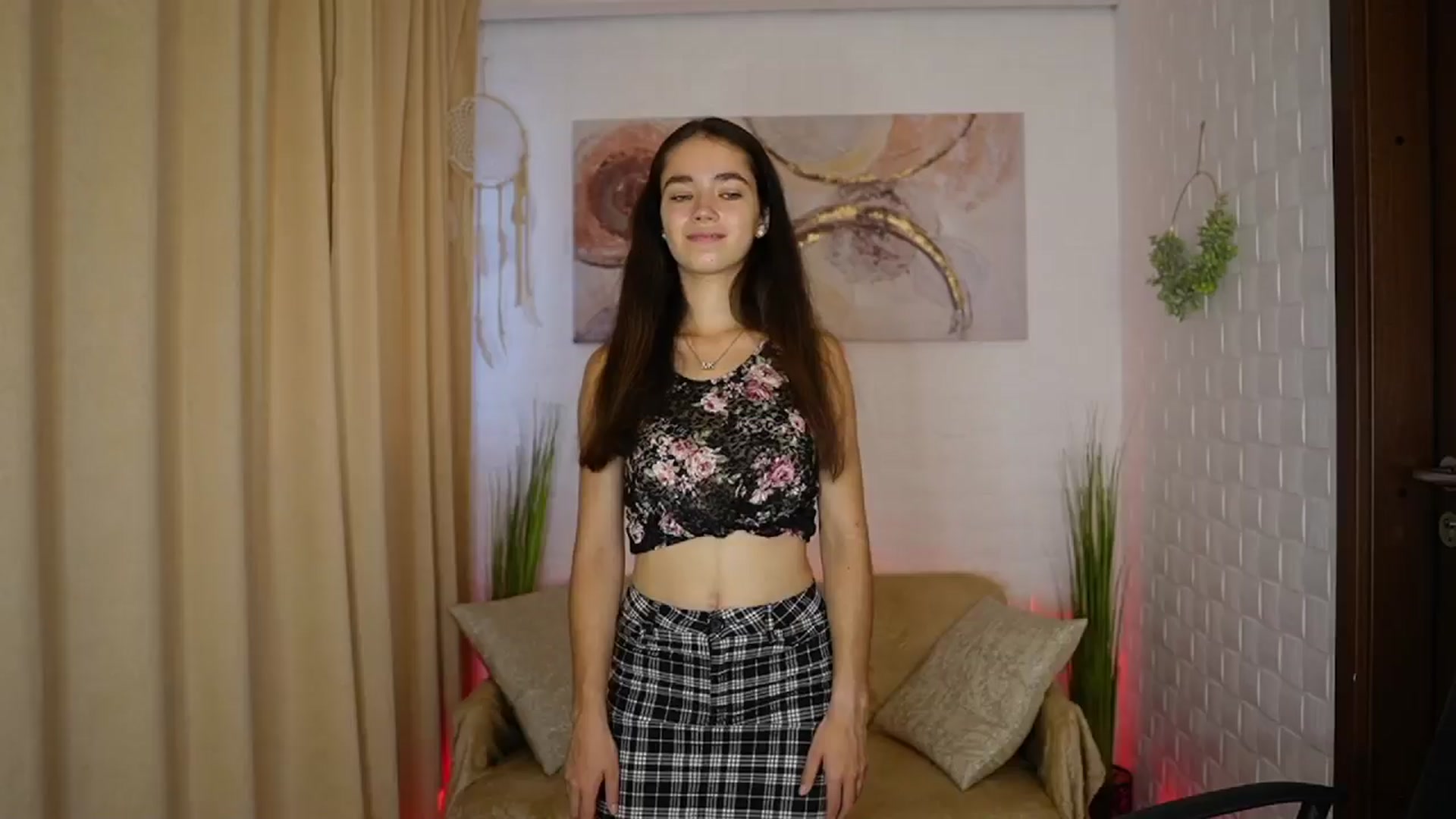 Gallery image thumbnail from Gia_Paige18's myfreecams stream on, 08/18/2024, 09:27 image 14 of 20