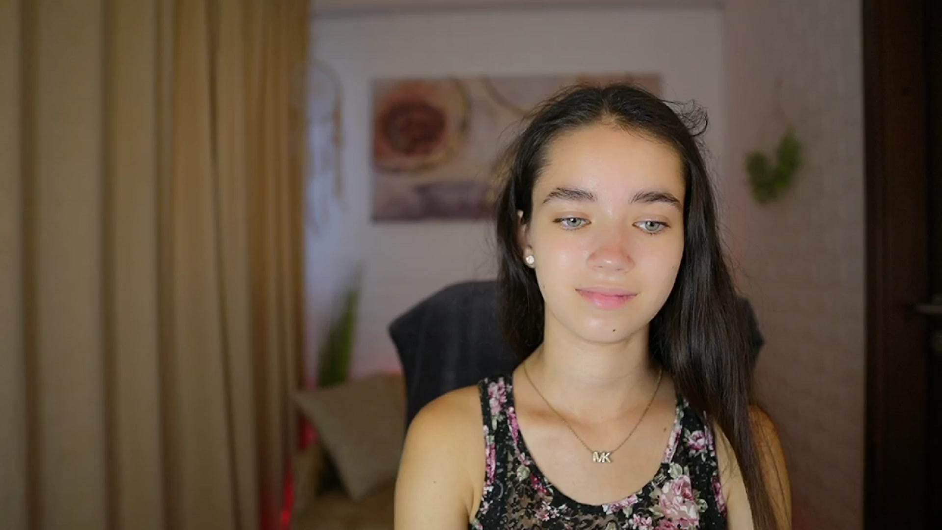 Gallery image thumbnail from Gia_Paige18's myfreecams stream on, 08/18/2024, 11:03 image 3 of 20
