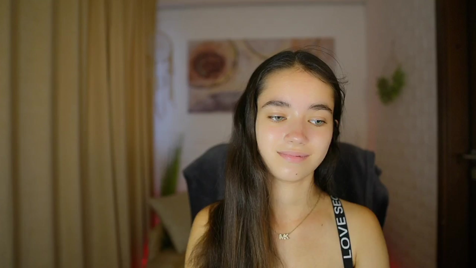 Gallery image thumbnail from Gia_Paige18's myfreecams stream on, 08/18/2024, 15:27 image 5 of 20