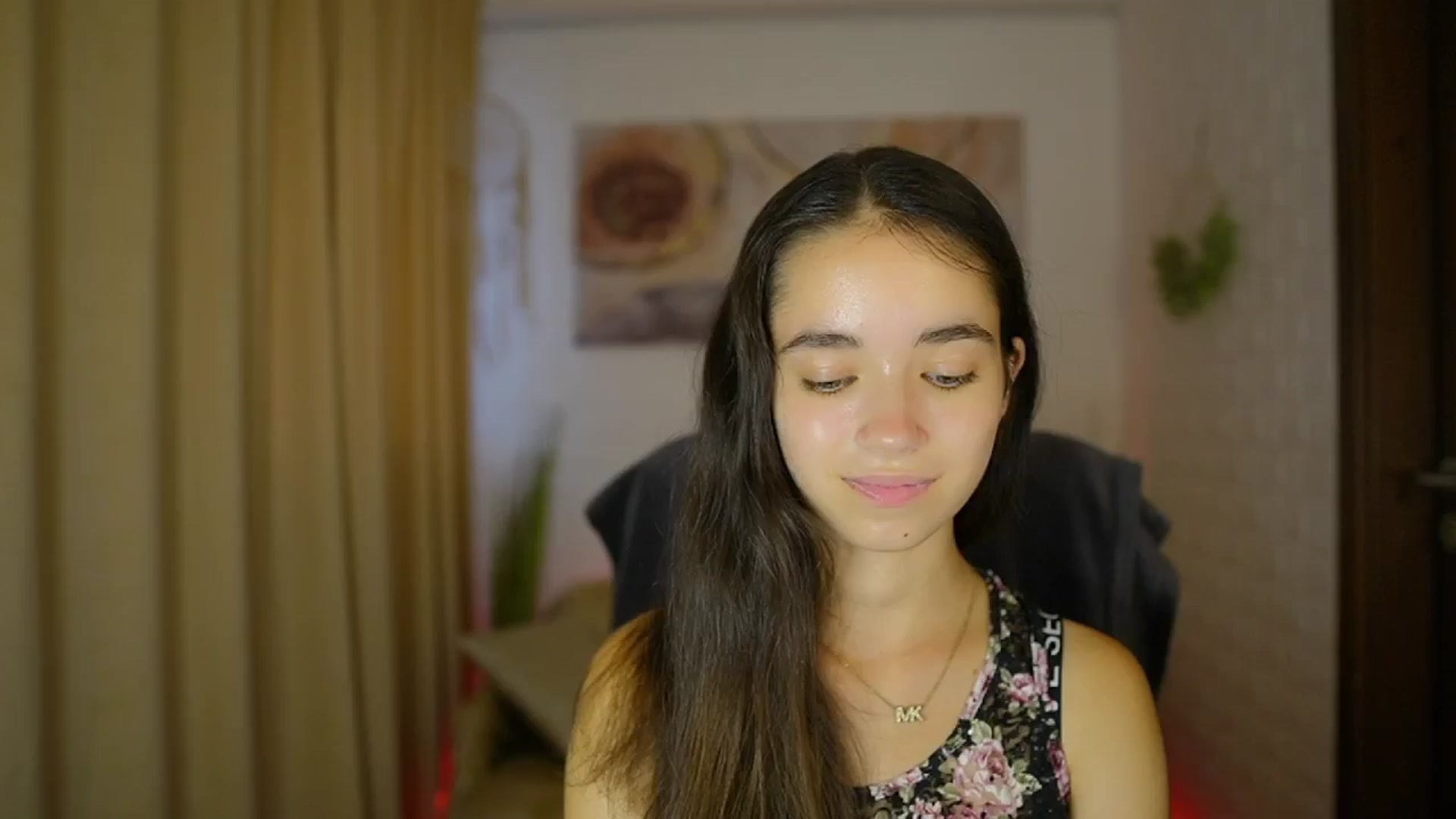 Gallery image thumbnail from Gia_Paige18's myfreecams stream on, 08/18/2024, 16:57 image 2 of 20