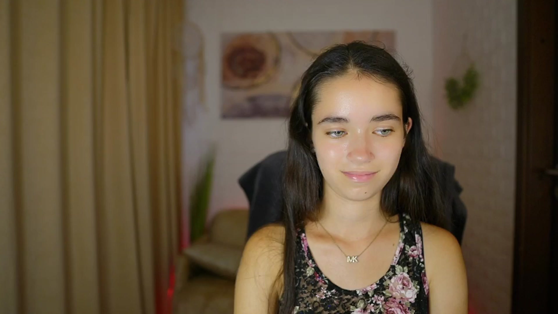 Gallery image thumbnail from Gia_Paige18's myfreecams stream on, 08/18/2024, 17:43 image 2 of 20