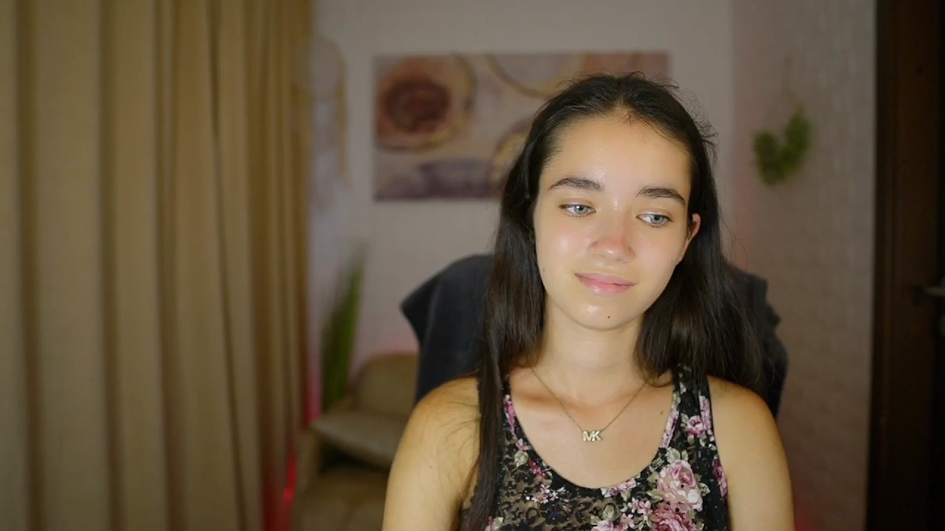 Gallery image thumbnail from Gia_Paige18's myfreecams stream on, 08/18/2024, 17:43 image 7 of 20
