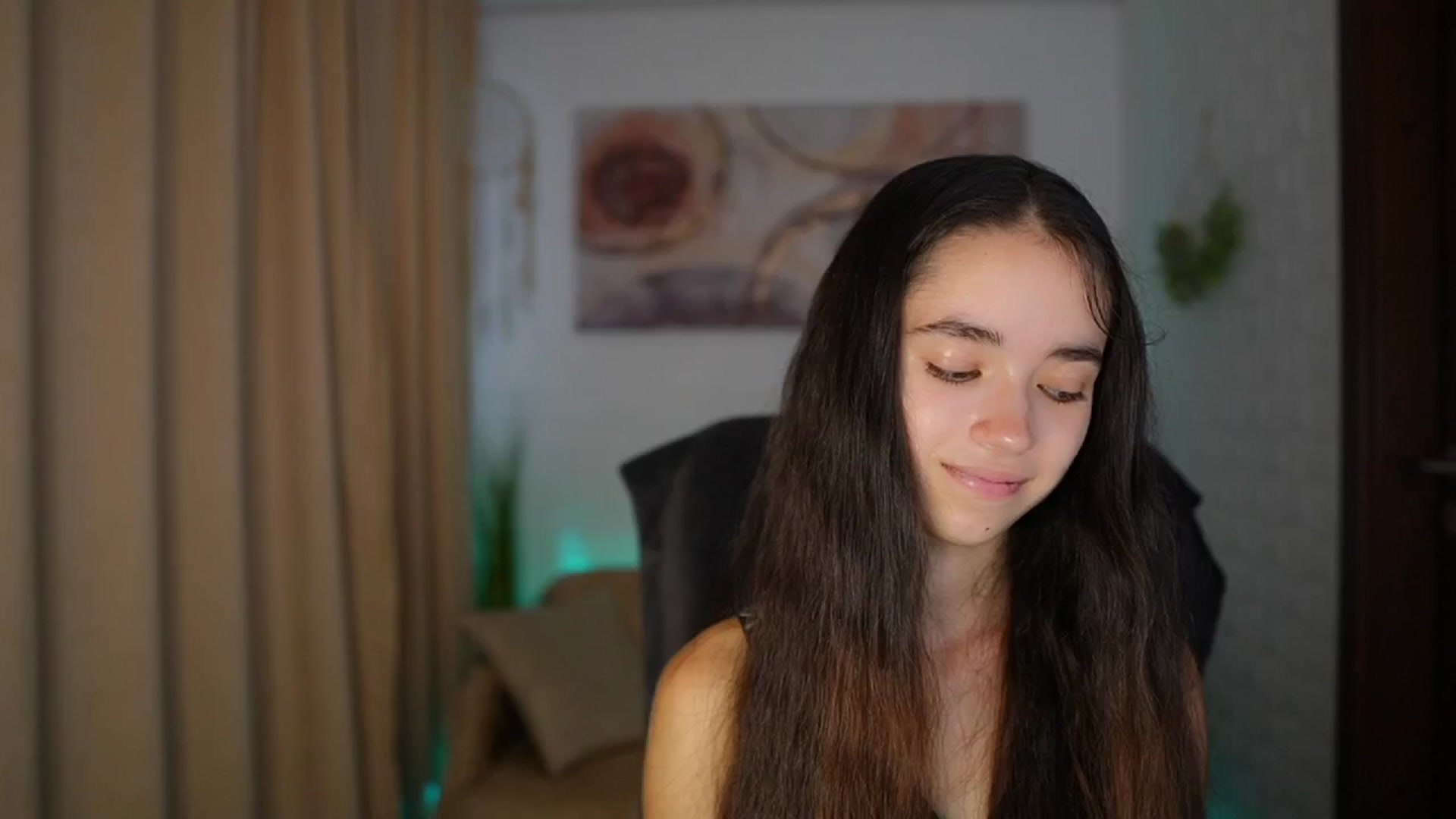 Gallery image thumbnail from Gia_Paige18's myfreecams stream on, 08/26/2024, 08:45 image 19 of 20
