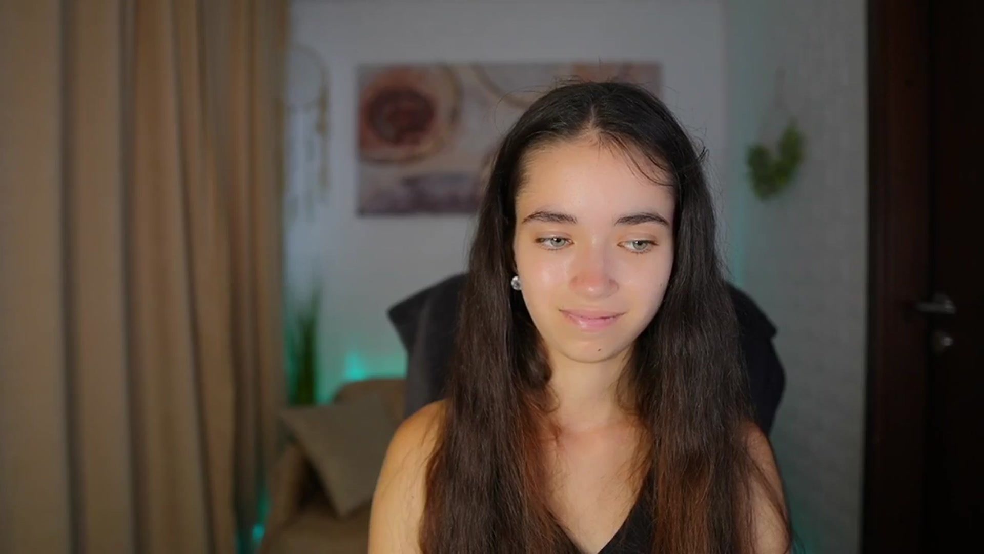Gallery image thumbnail from Gia_Paige18's myfreecams stream on, 08/26/2024, 09:32 image 18 of 20